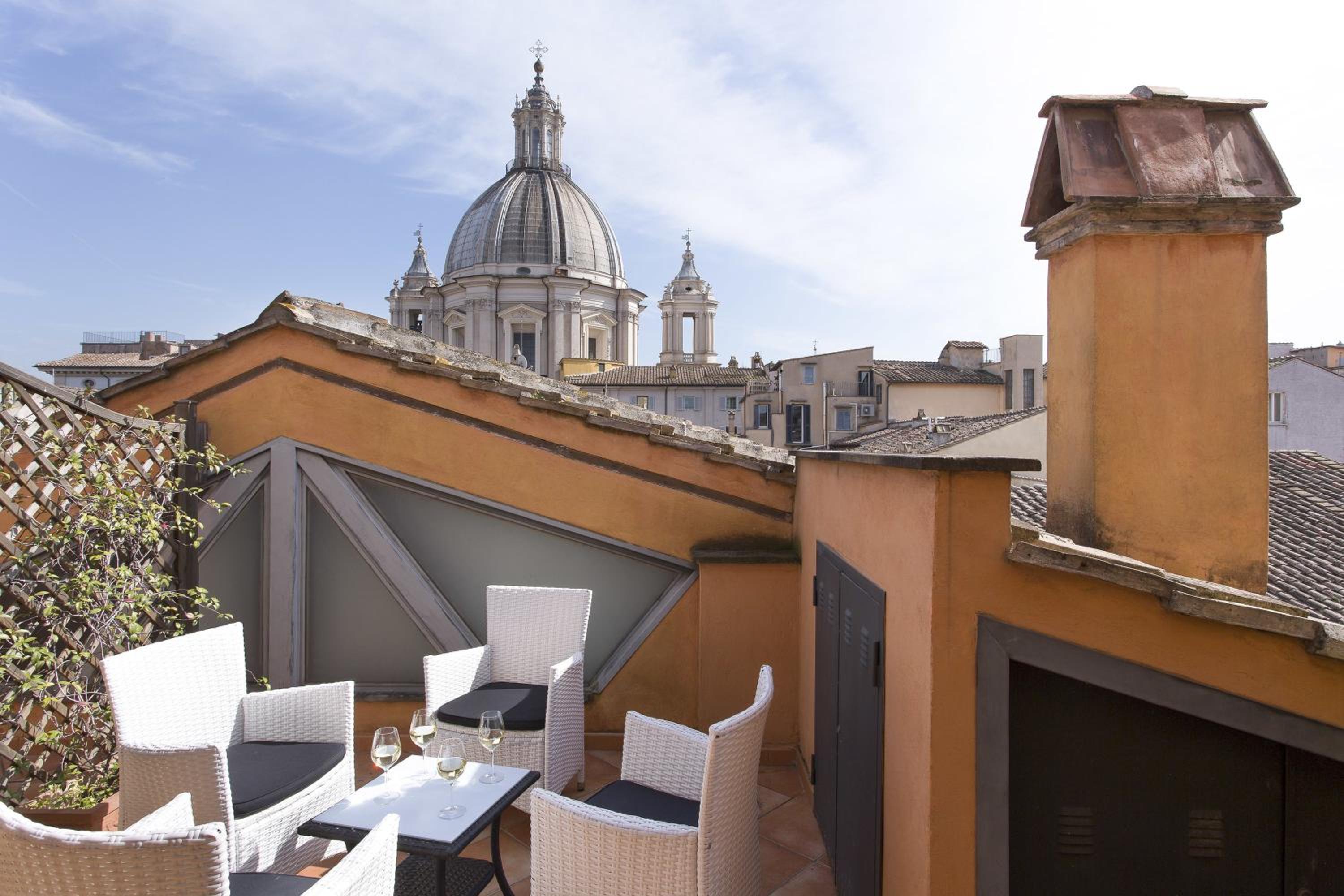 Hotel Teatro Pace en Rome — roof