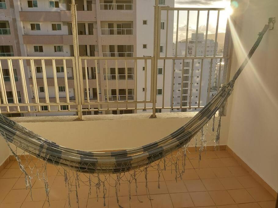 Apartamento bem localizado com estacionamento