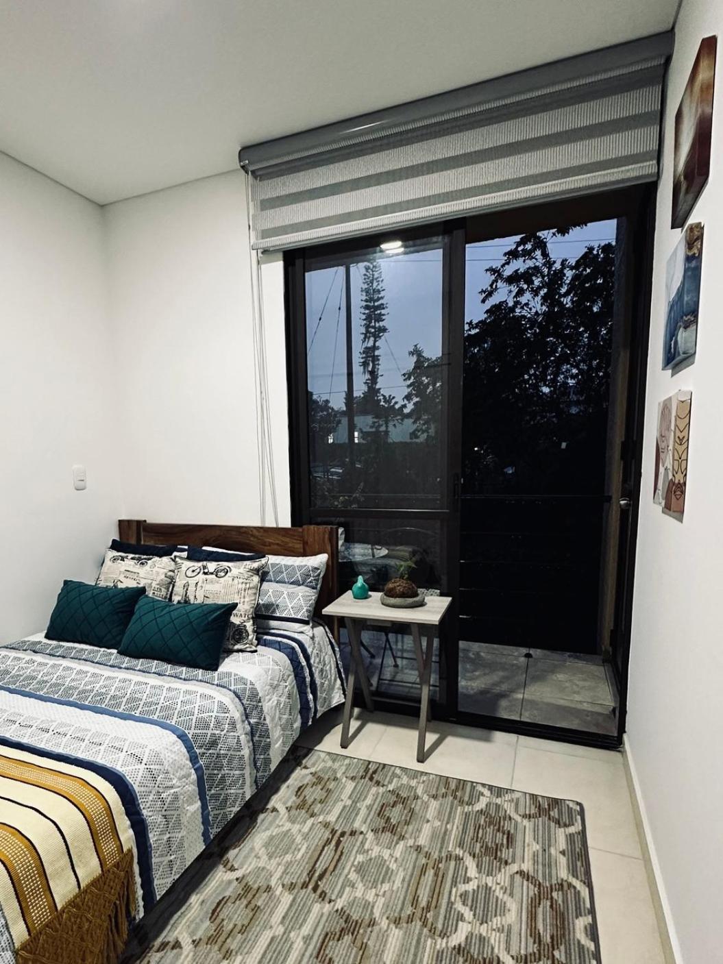 Apartamento Privado Vacacional a 5m del Aeropuerto, 20 minutos del Parque del Cafe y Centro de Armenia con 4 Piscinas, 3 Jacuzzi, Sauna By Molca Xperiences