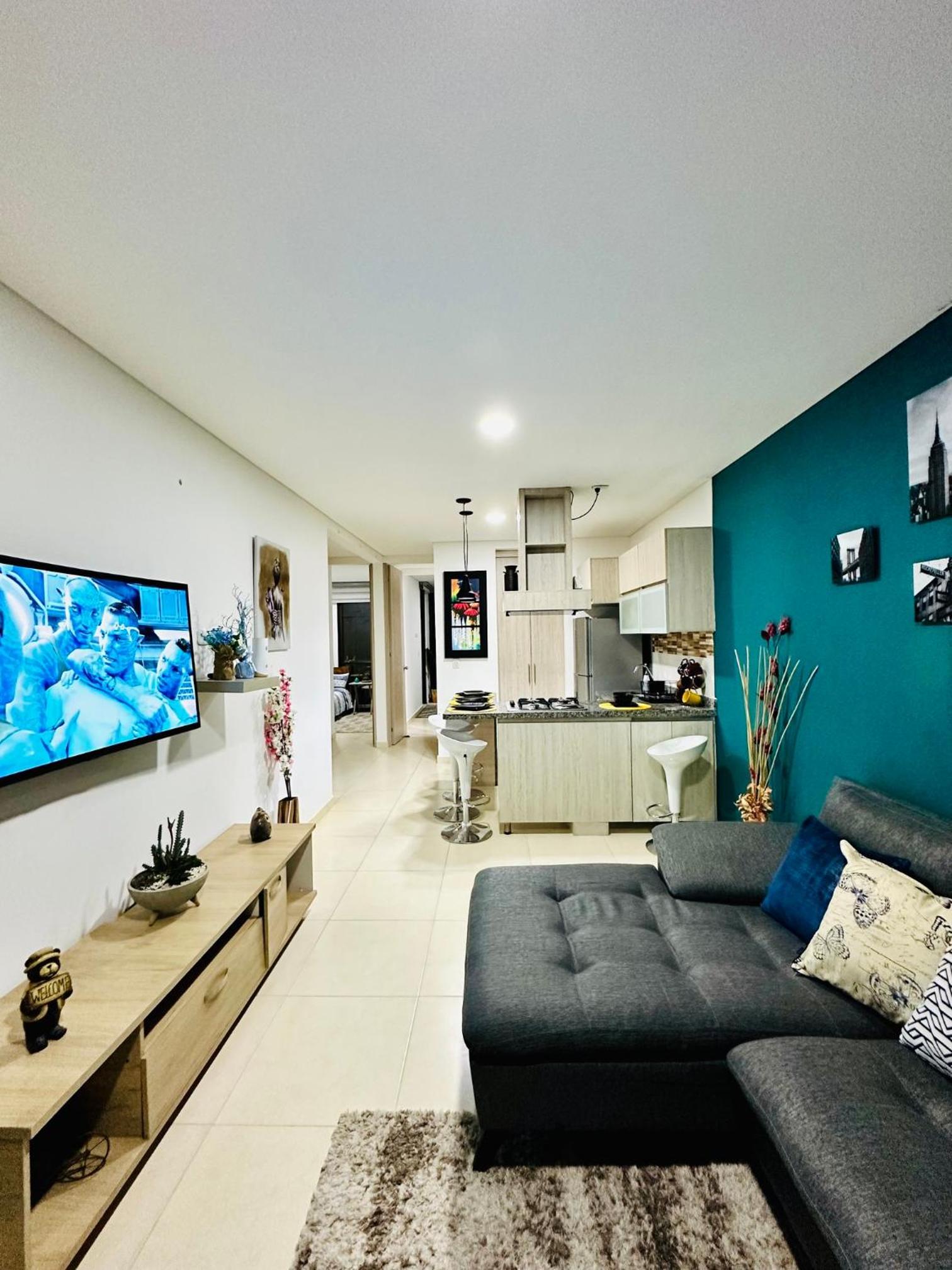 Apartamento Privado Vacacional a 5m del Aeropuerto, 20 minutos del Parque del Cafe y Centro de Armenia con 4 Piscinas, 3 Jacuzzi, Sauna By Molca Xperiences