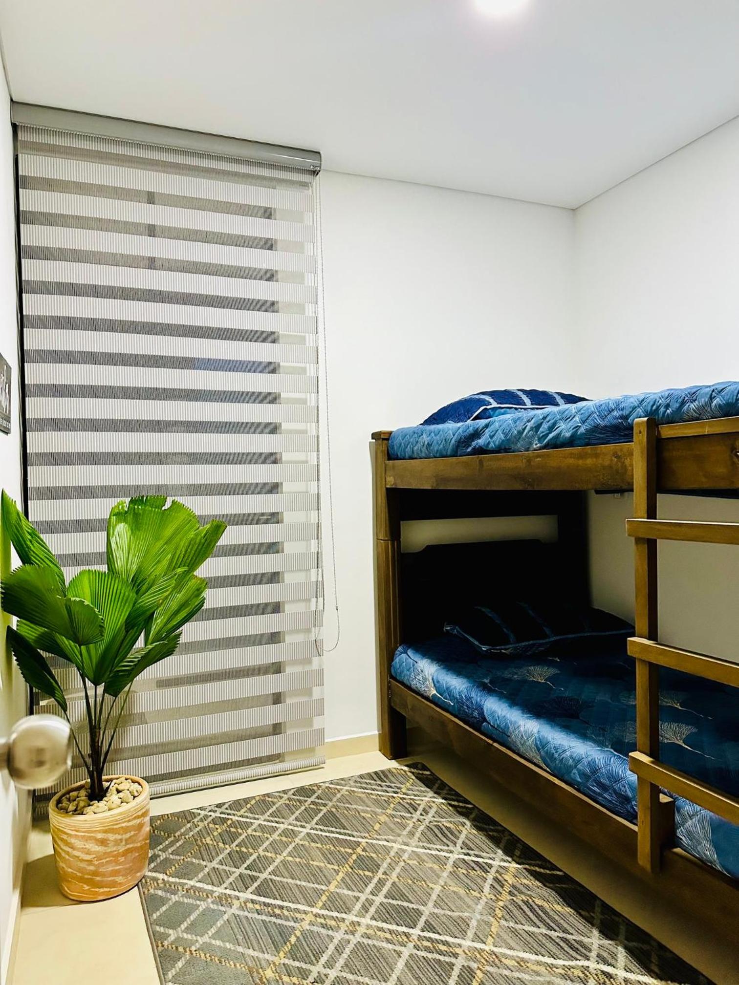 Apartamento Privado Vacacional a 5m del Aeropuerto, 20 minutos del Parque del Cafe y Centro de Armenia con 4 Piscinas, 3 Jacuzzi, Sauna By Molca Xperiences