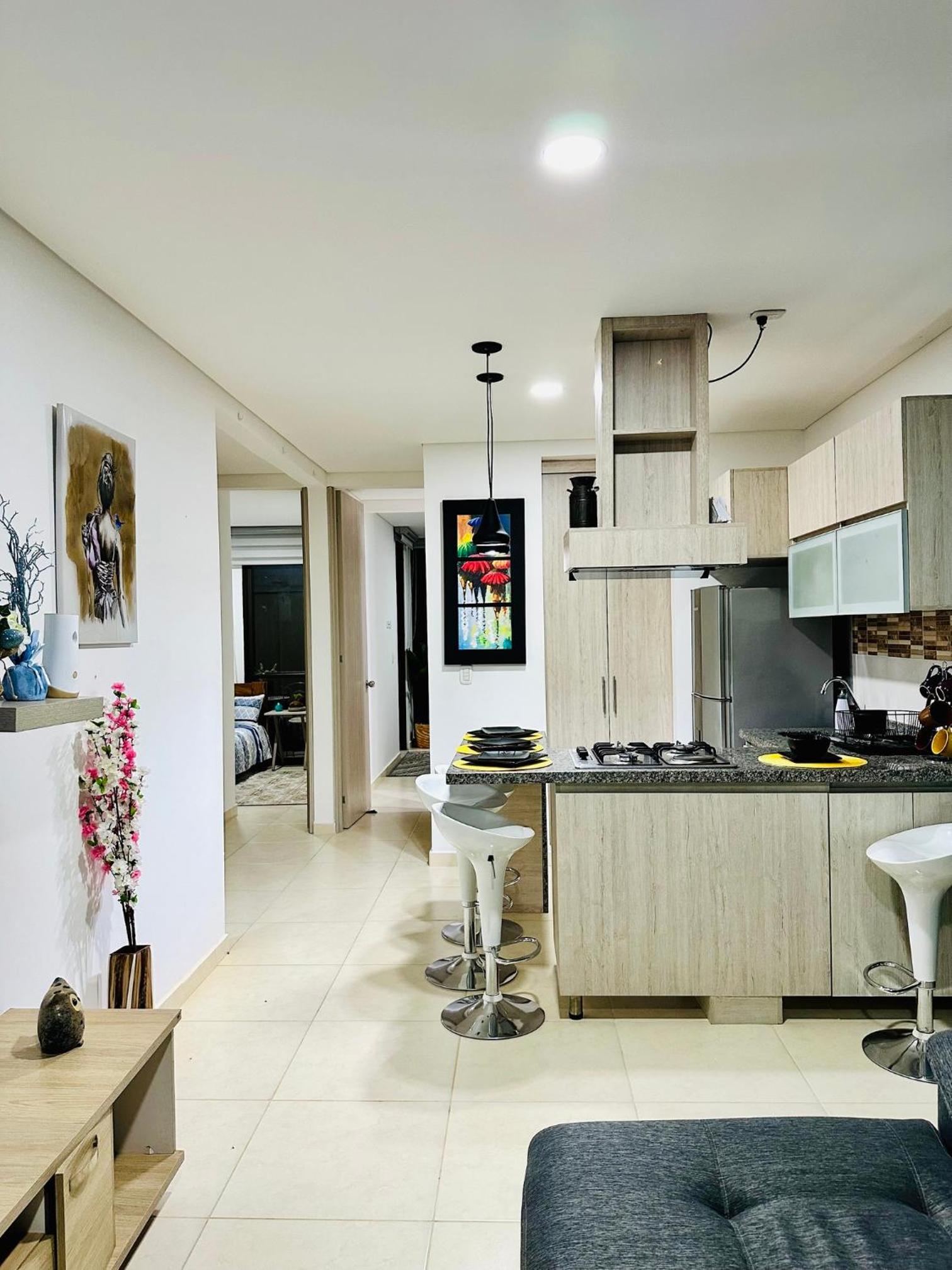 Apartamento Privado Vacacional a 5m del Aeropuerto, 20 minutos del Parque del Cafe y Centro de Armenia con 4 Piscinas, 3 Jacuzzi, Sauna By Molca Xperiences
