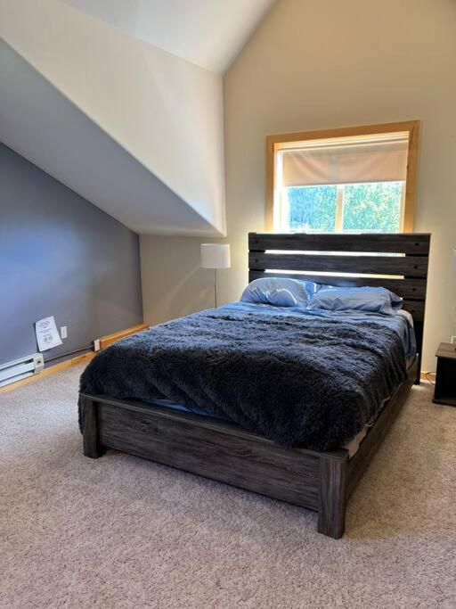Aspen Ridge-Mountain Adventure House-STR-0076-2026