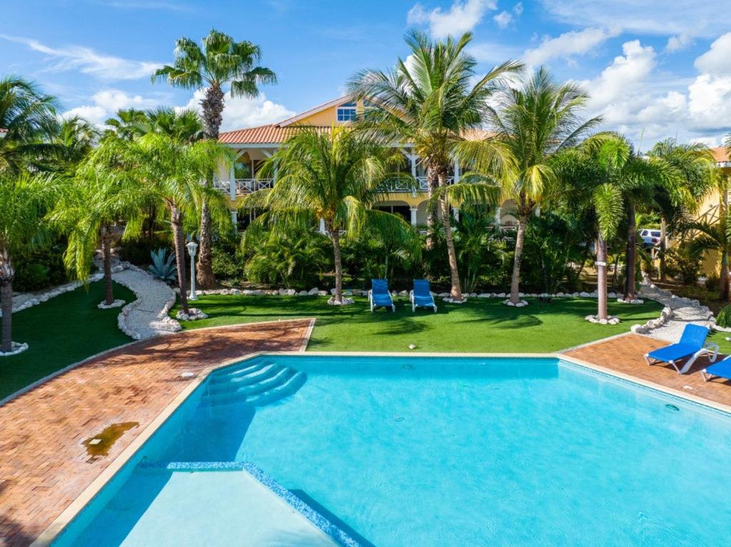 Abondante Paradise