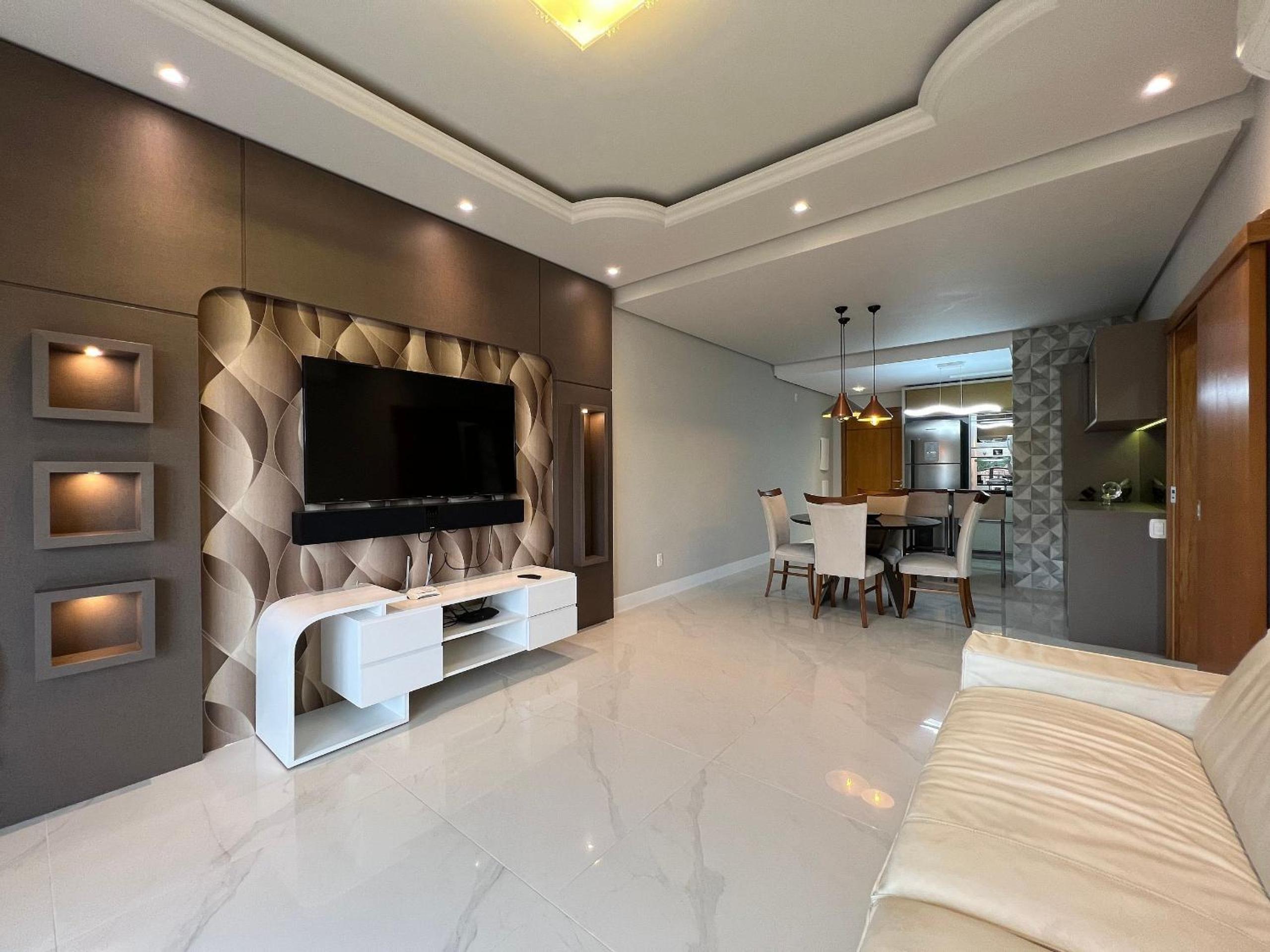 Casa de Pedra 303A - 2 suítes com piscina Gramado