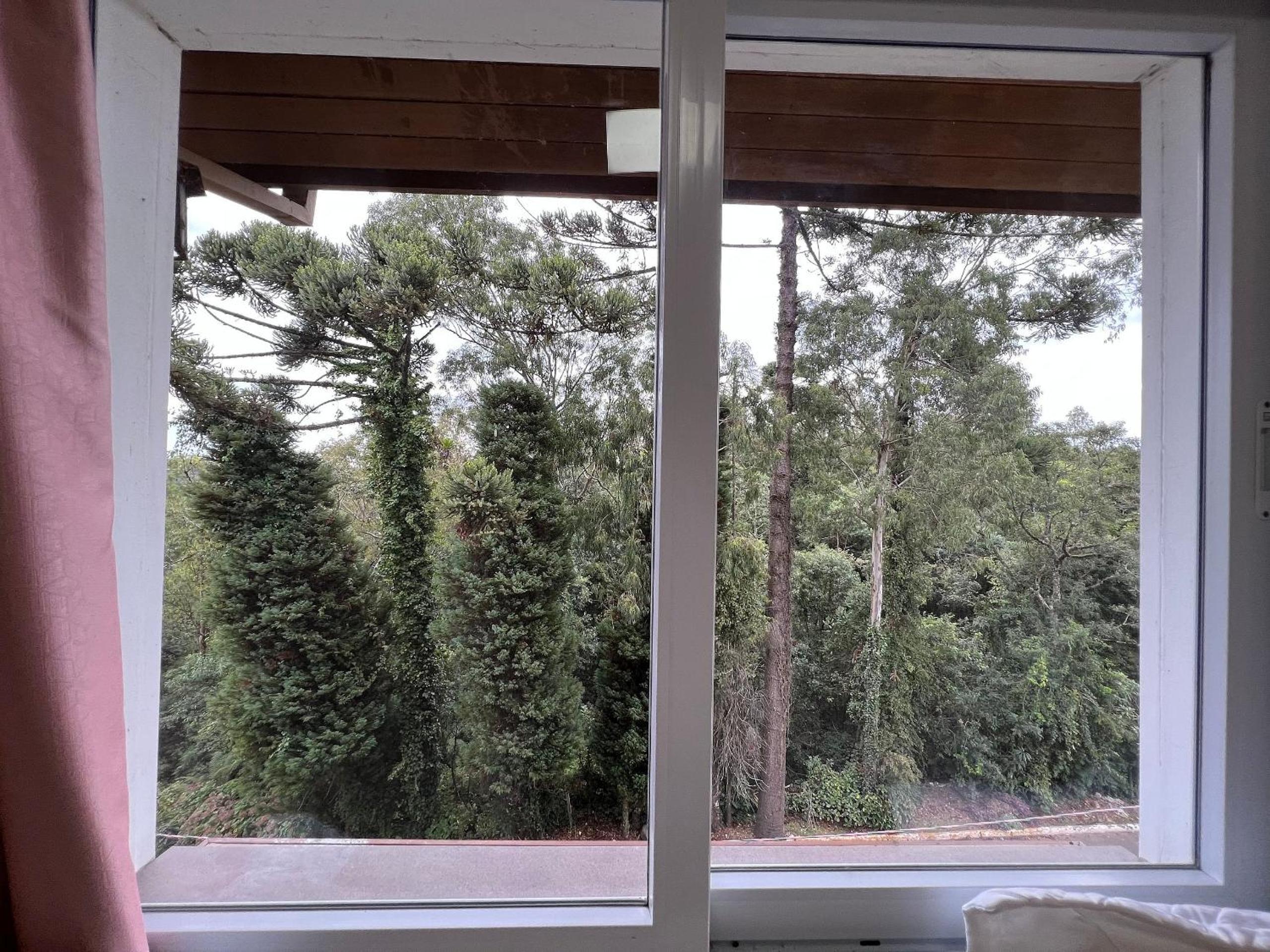 Casa de Pedra 303A - 2 suítes com piscina Gramado