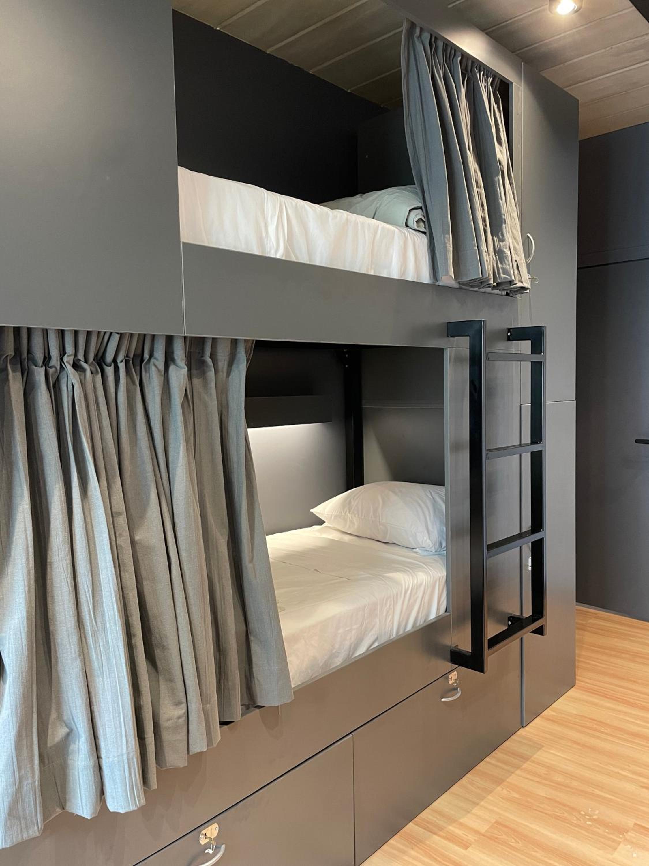 MONS hostel