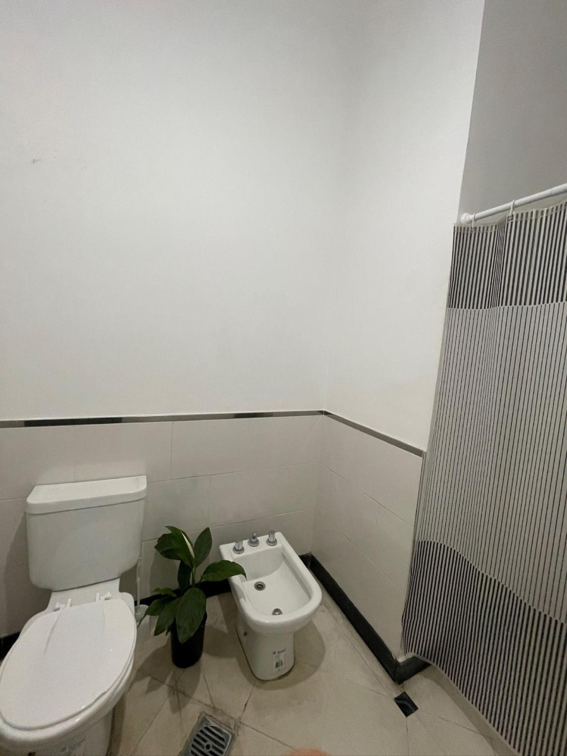 DOS SANTOS HOSTEL