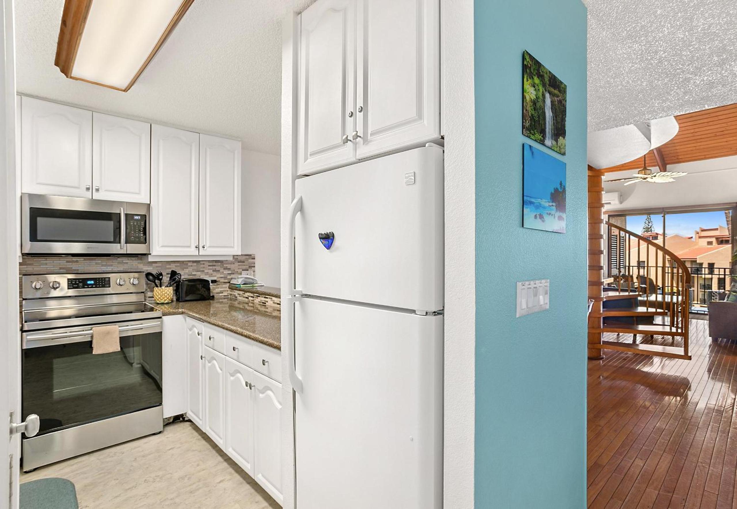 Kamaole Sands 7-406, Courtyard & Ocean Views, AC