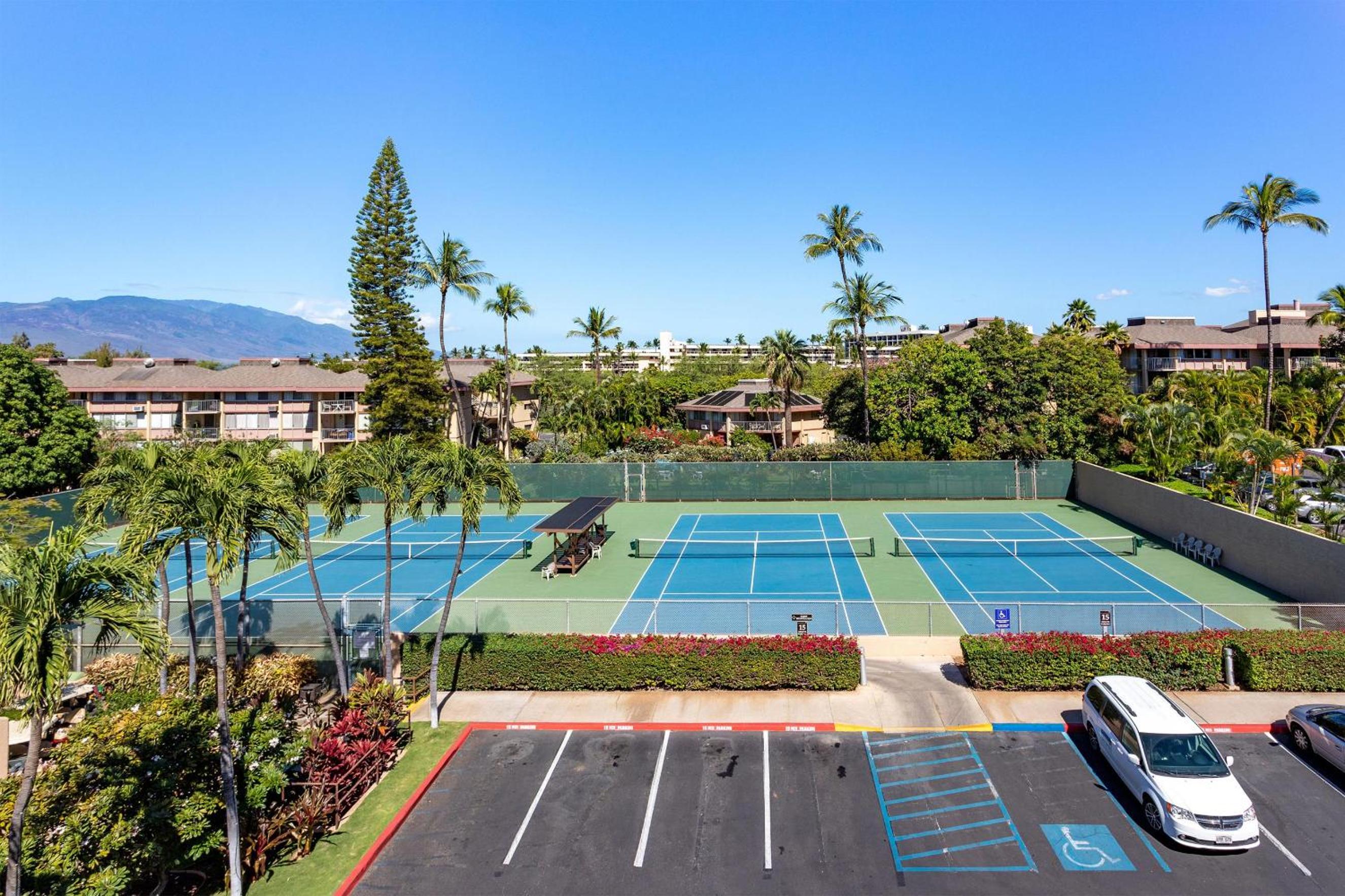 Kamaole Sands 7-406, Courtyard & Ocean Views, AC