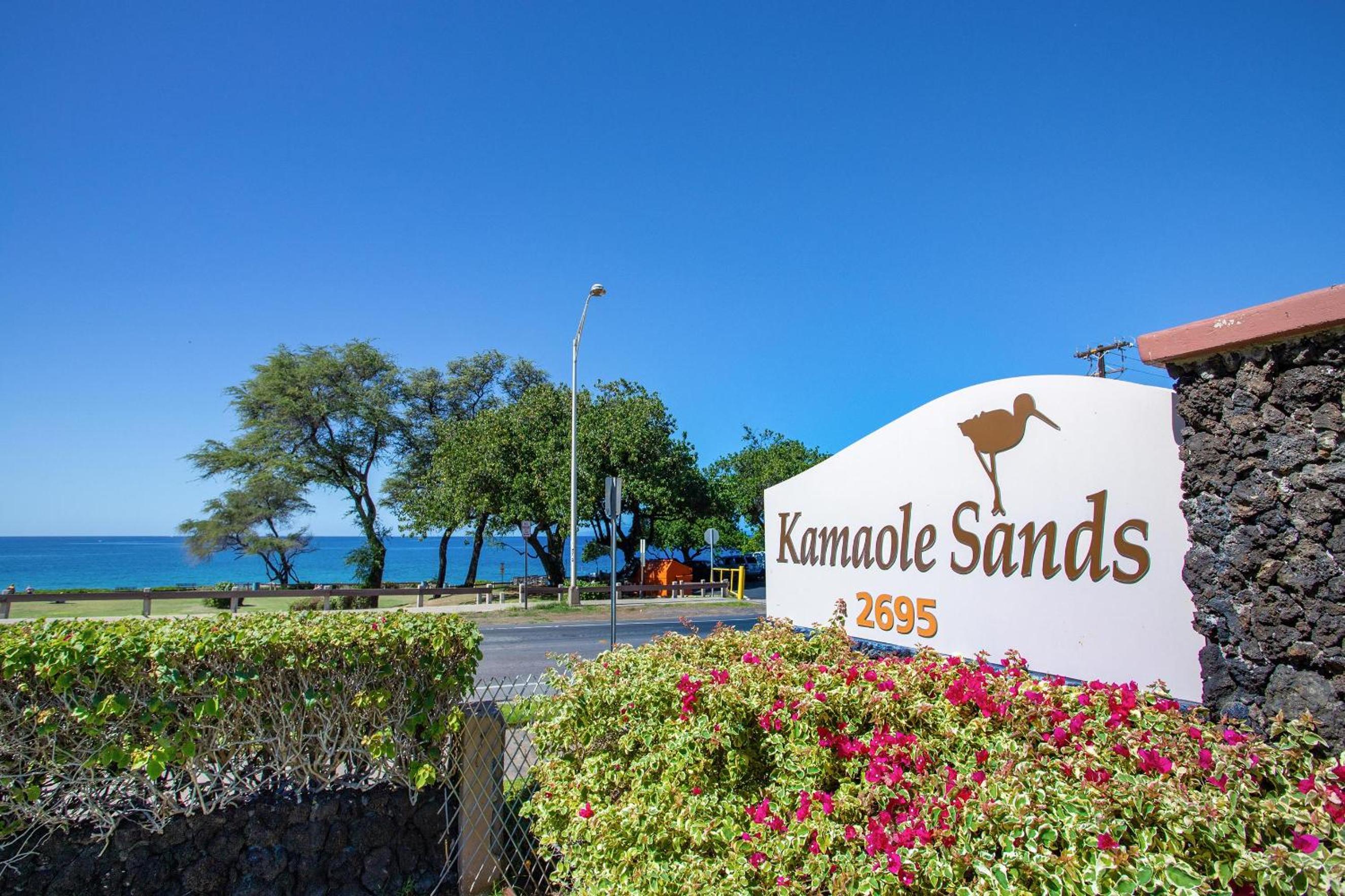 Kamaole Sands 7-406, Courtyard & Ocean Views, AC