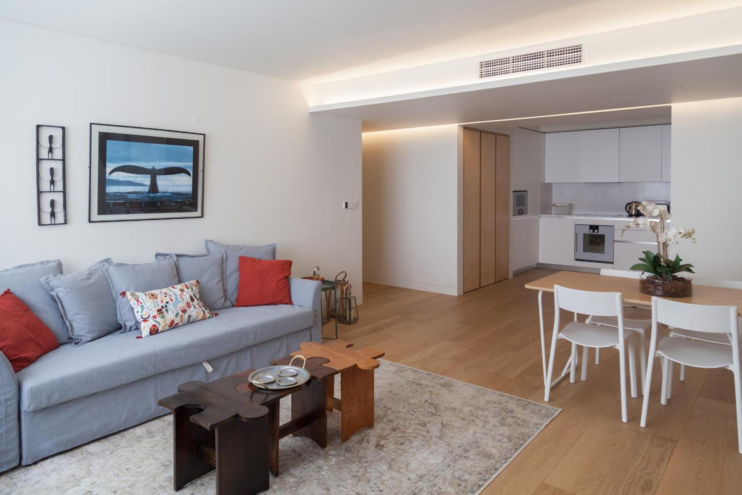 FLH Santos Family Spacious Flat view 5