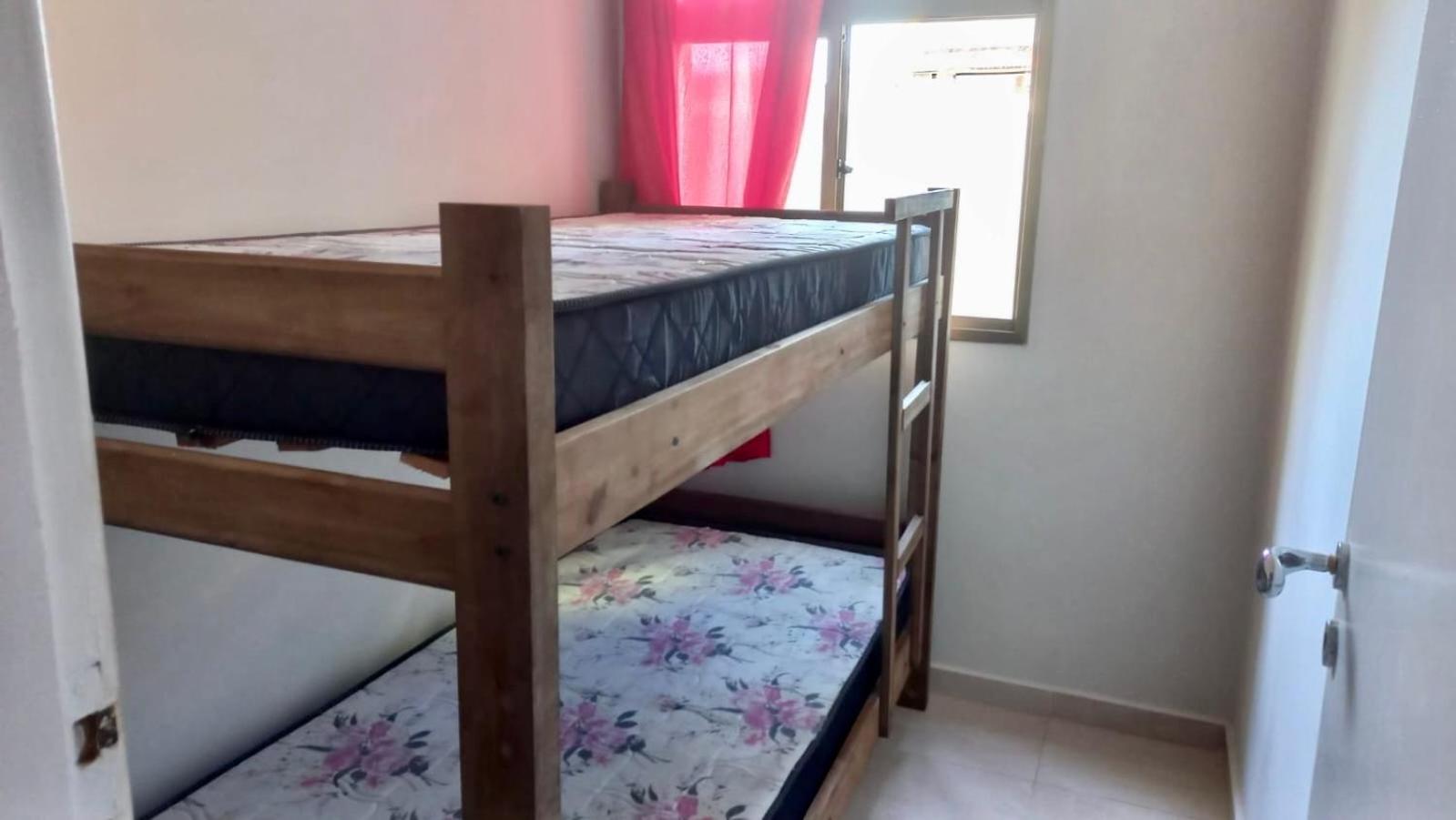Excelente 3 quartos com suite, Wi-Fi, na Beira Mar em localização privilegiada
