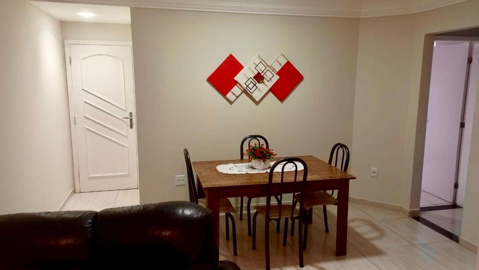 Excelente 3 quartos com suite, Wi-Fi, na Beira Mar em localização privilegiada