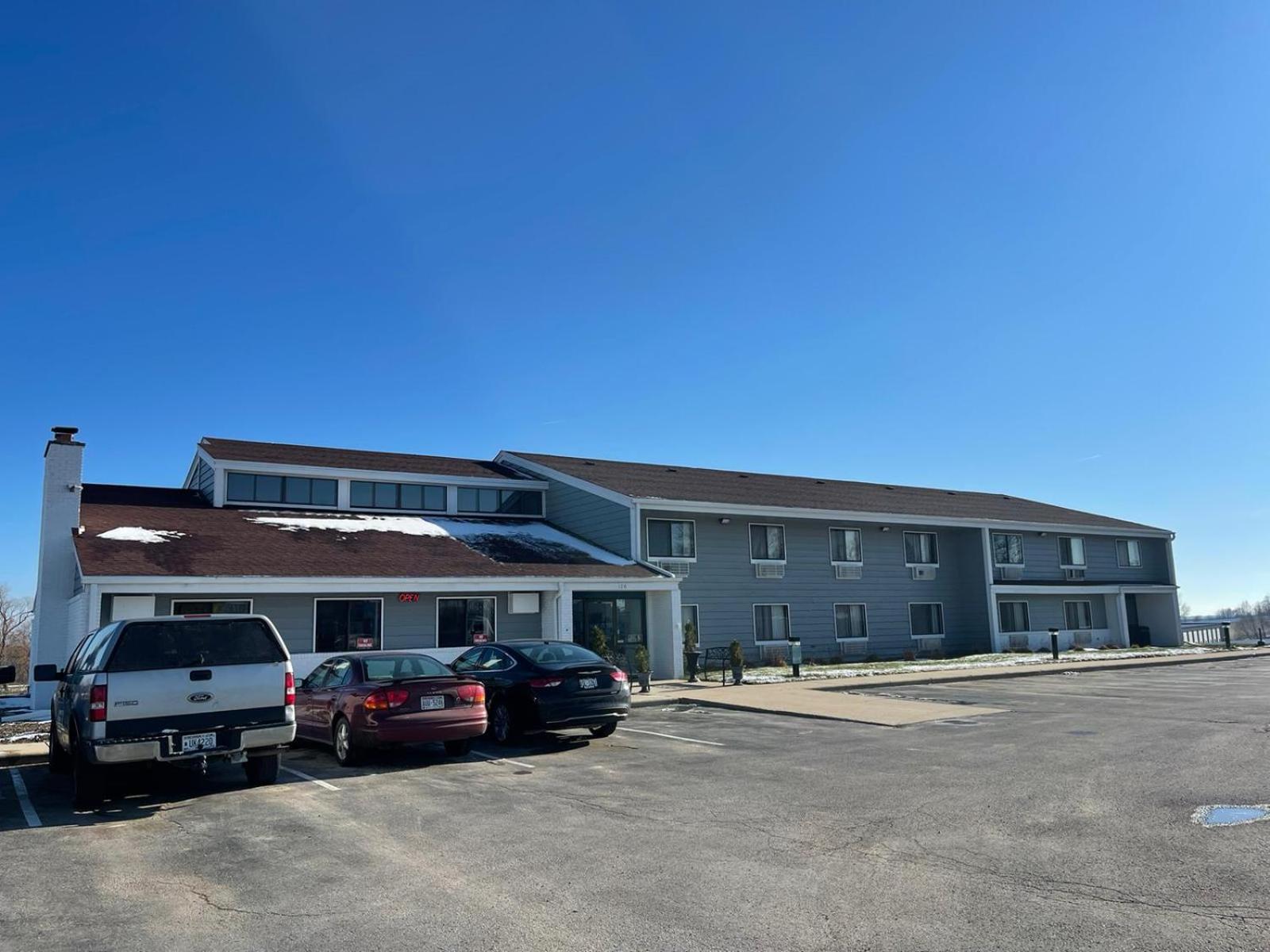 The Belgium Inn & Suites