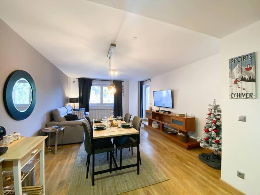 Iconic - A Pie De Pistas En 1 Minuto - Terraza con Vistas al Valle Arinsal - Parking Gratis l by BonesVacances
