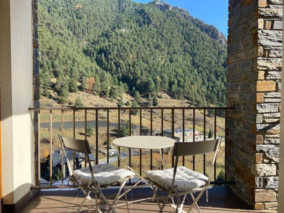 Iconic - A Pie De Pistas En 1 Minuto - Terraza con Vistas al Valle Arinsal - Parking Gratis l by BonesVacances