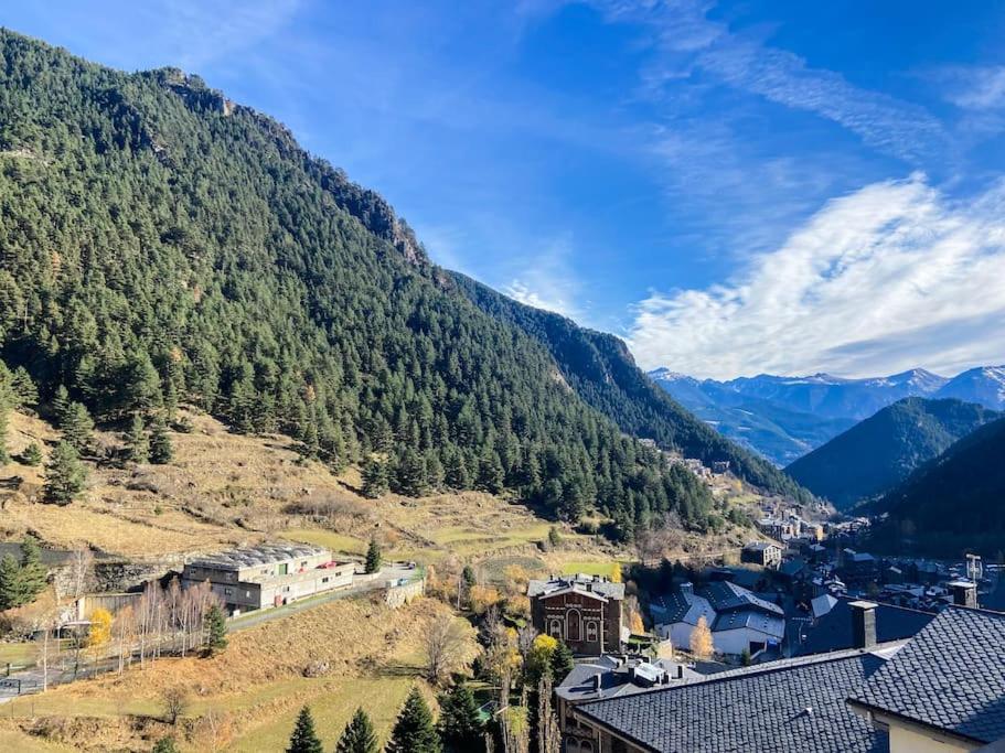 Iconic - A Pie De Pistas En 1 Minuto - Terraza con Vistas al Valle Arinsal - Parking Gratis l by BonesVacances