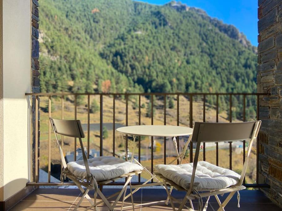 Iconic - A Pie De Pistas En 1 Minuto - Terraza con Vistas al Valle Arinsal - Parking Gratis l by BonesVacances