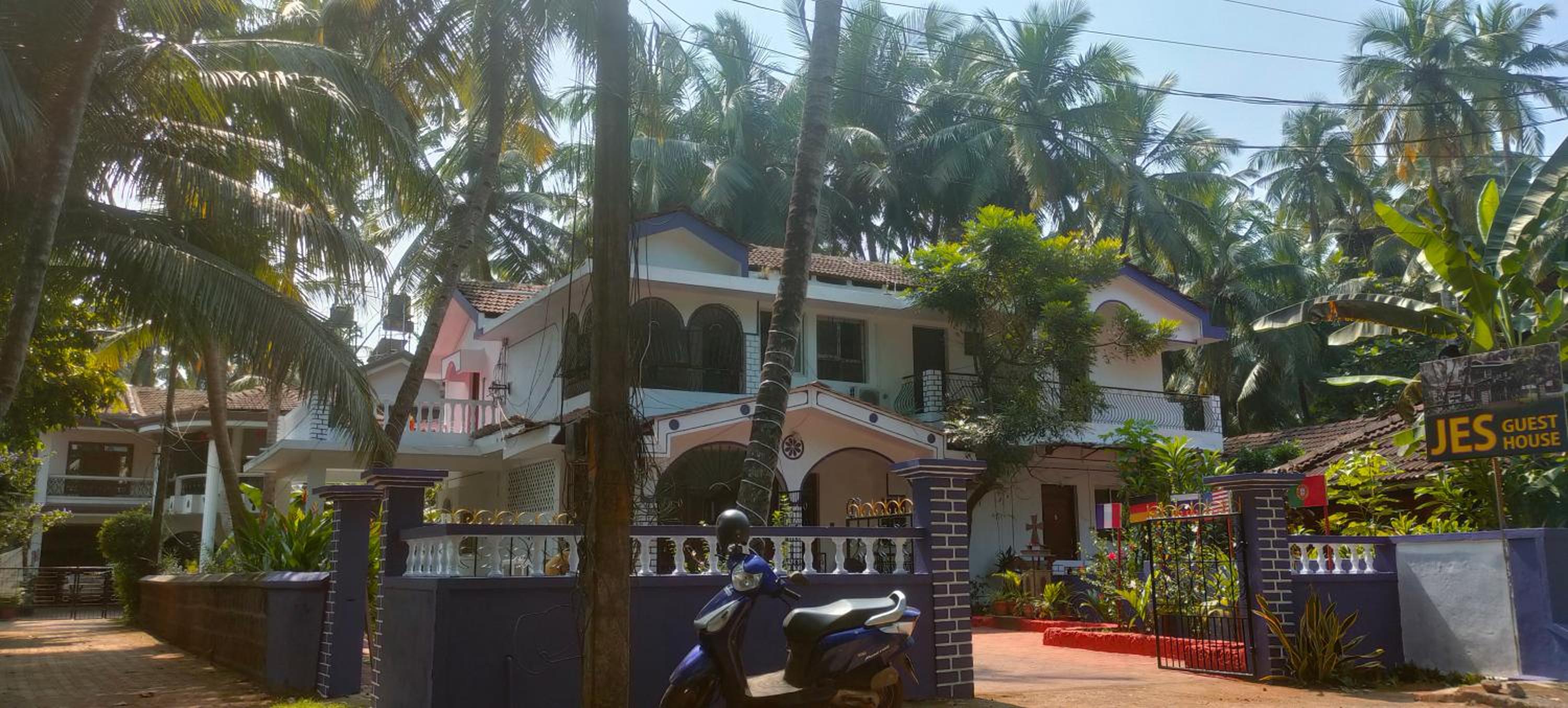 Jes Guest House