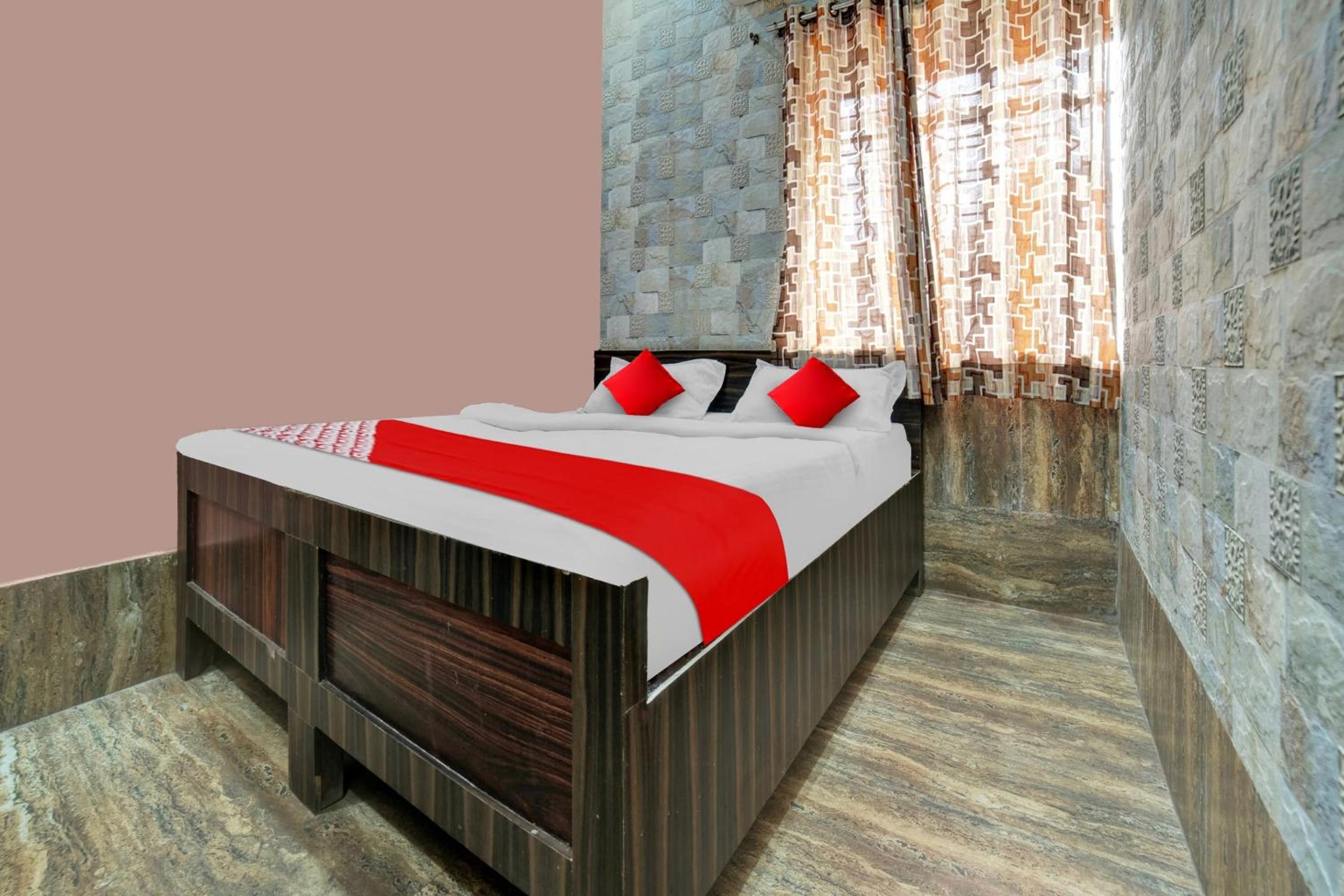 Hotel O Prakash Inn