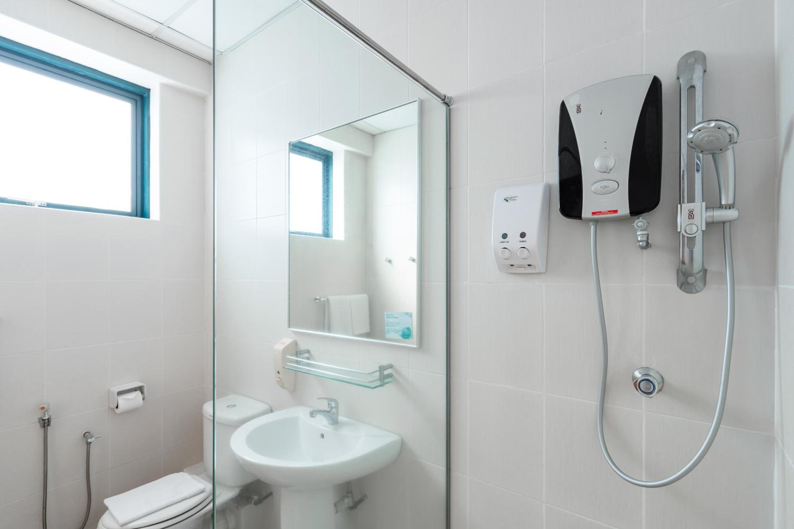 Golden View Serviced Apartments