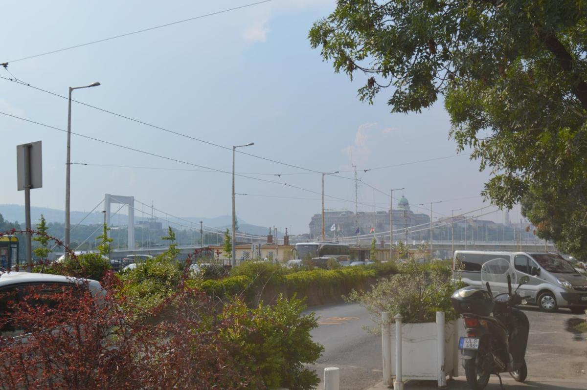 Riverside Danube Guest House view 2