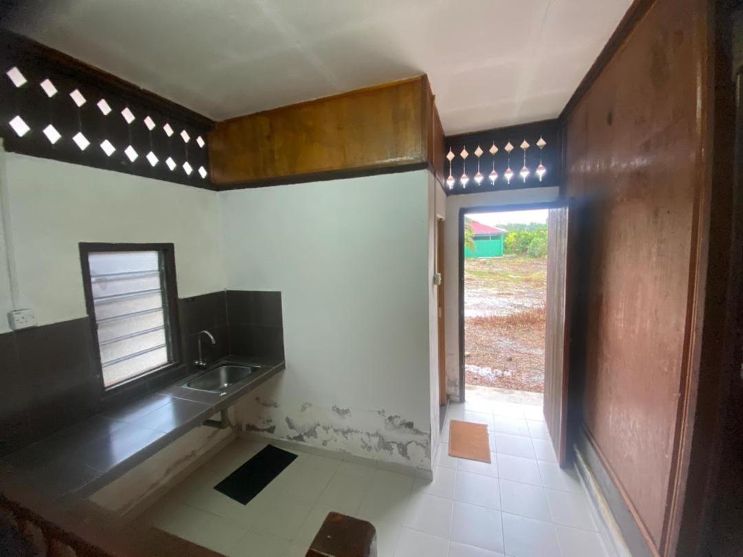 Ayem Homestay Parit Raja Darat photo 6