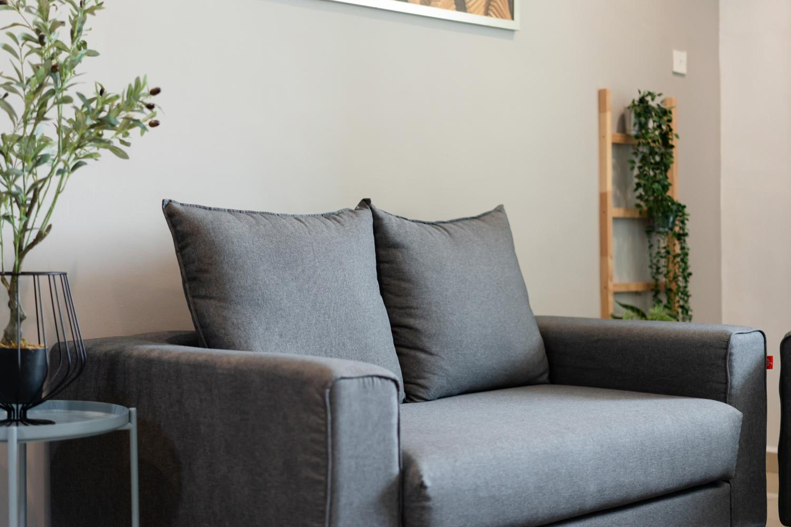 Golden View Serviced Apartments