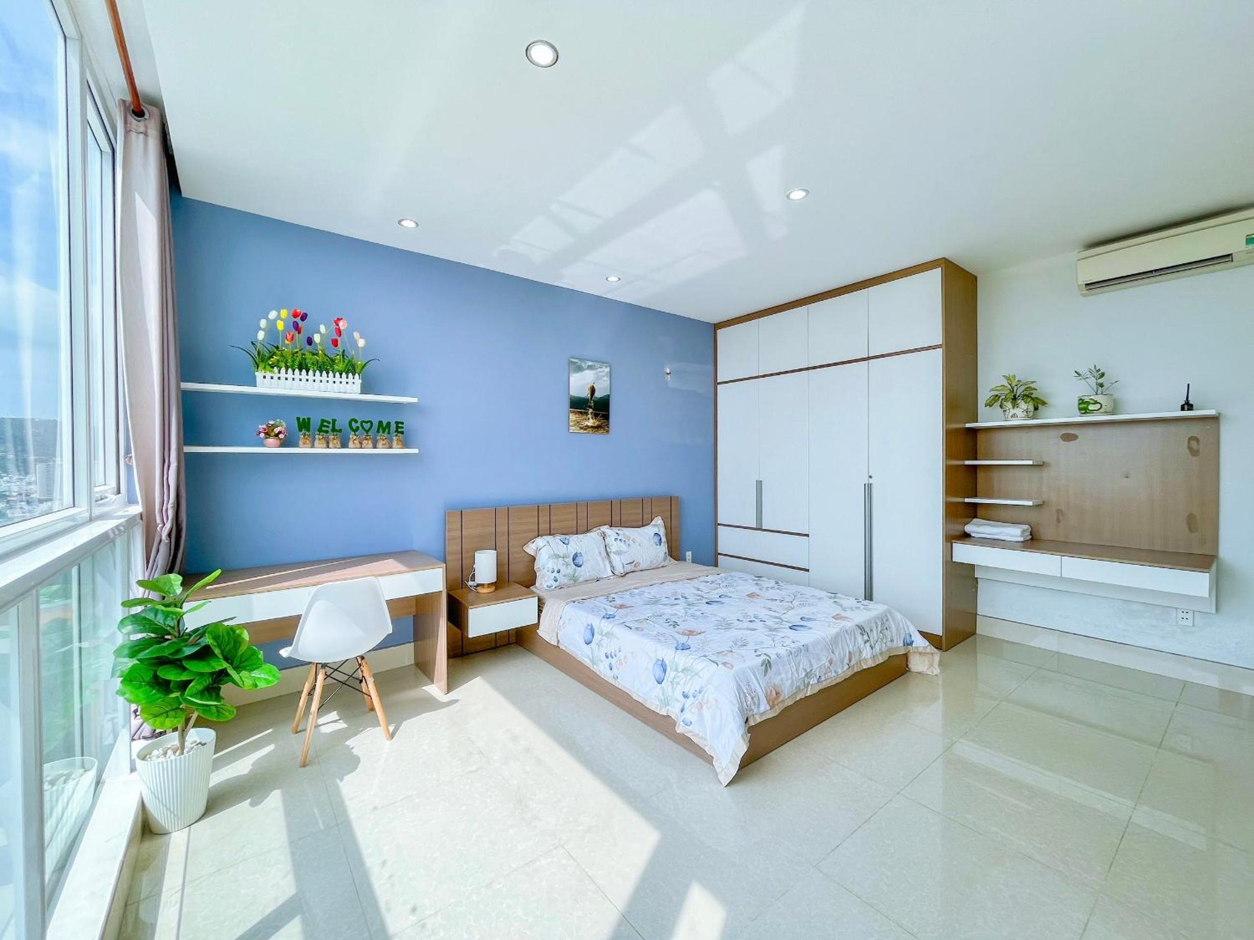 Căn Hộ OASKY,3 Phòng View Đẹp Nhìn Ra Biển,Núi Và Hồ Bàu Sen view 3