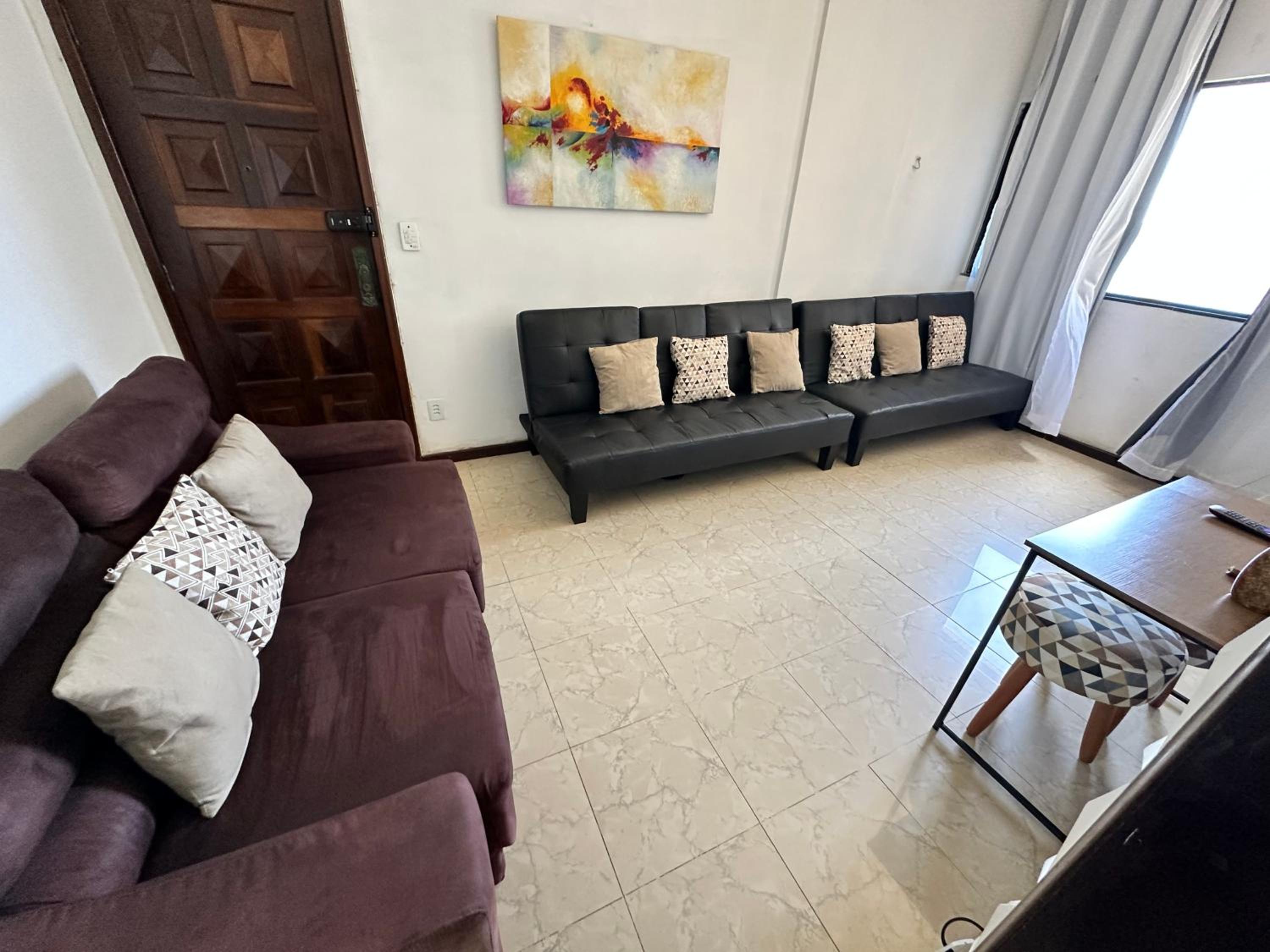 Belíssimo apartamento vista mar deslumbrante na Barra! Direto na praia e no circuito do Carnaval de Salvador.