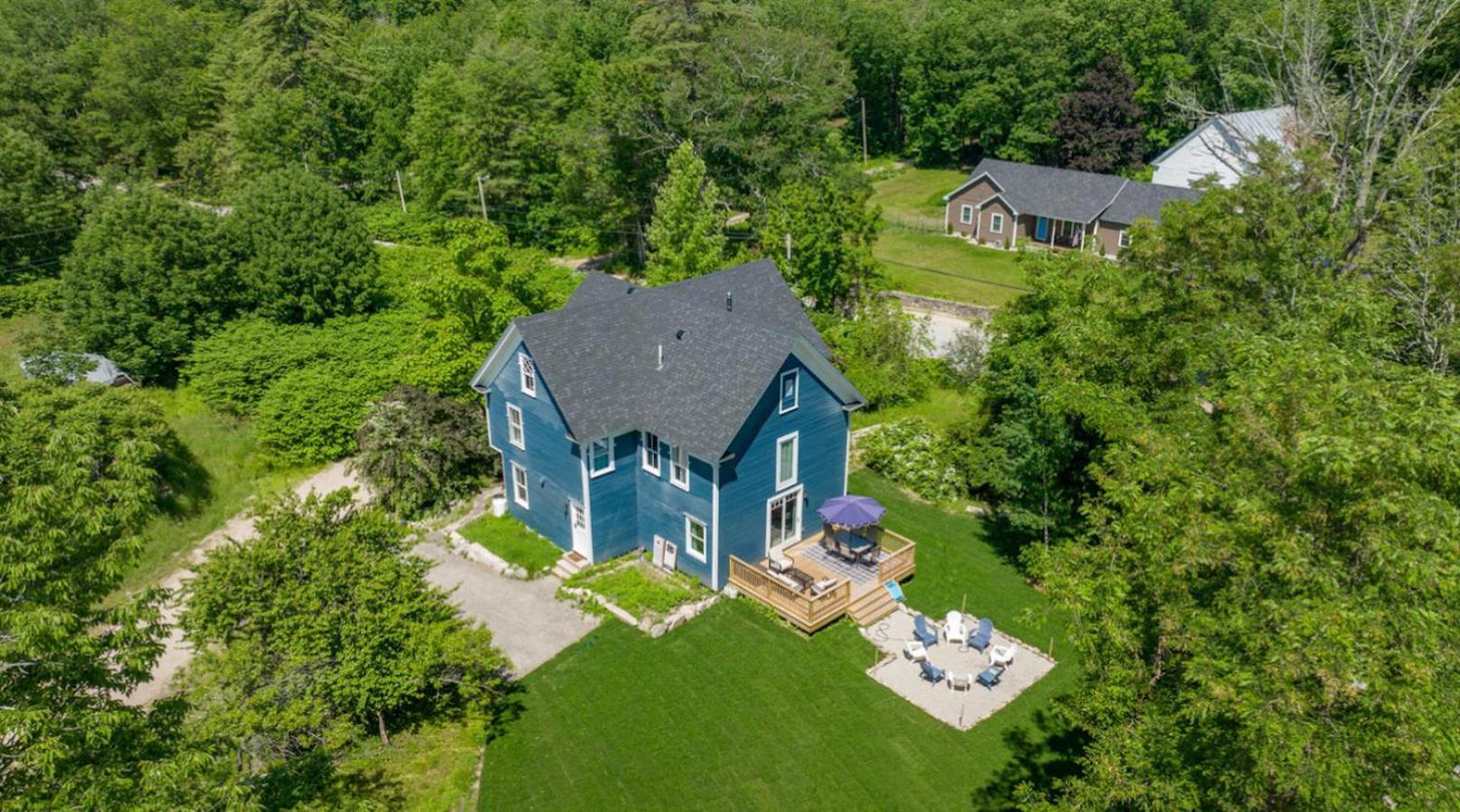 The Blueberry House - Spacious, Family & Pet-Friendly Retreat near Sebago Lake view 2