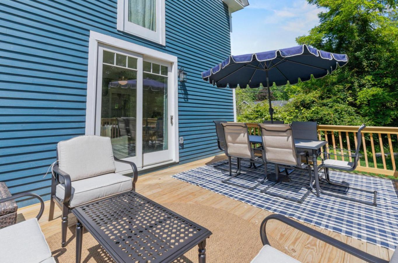 The Blueberry House - Spacious, Family & Pet-Friendly Retreat near Sebago Lake view 4