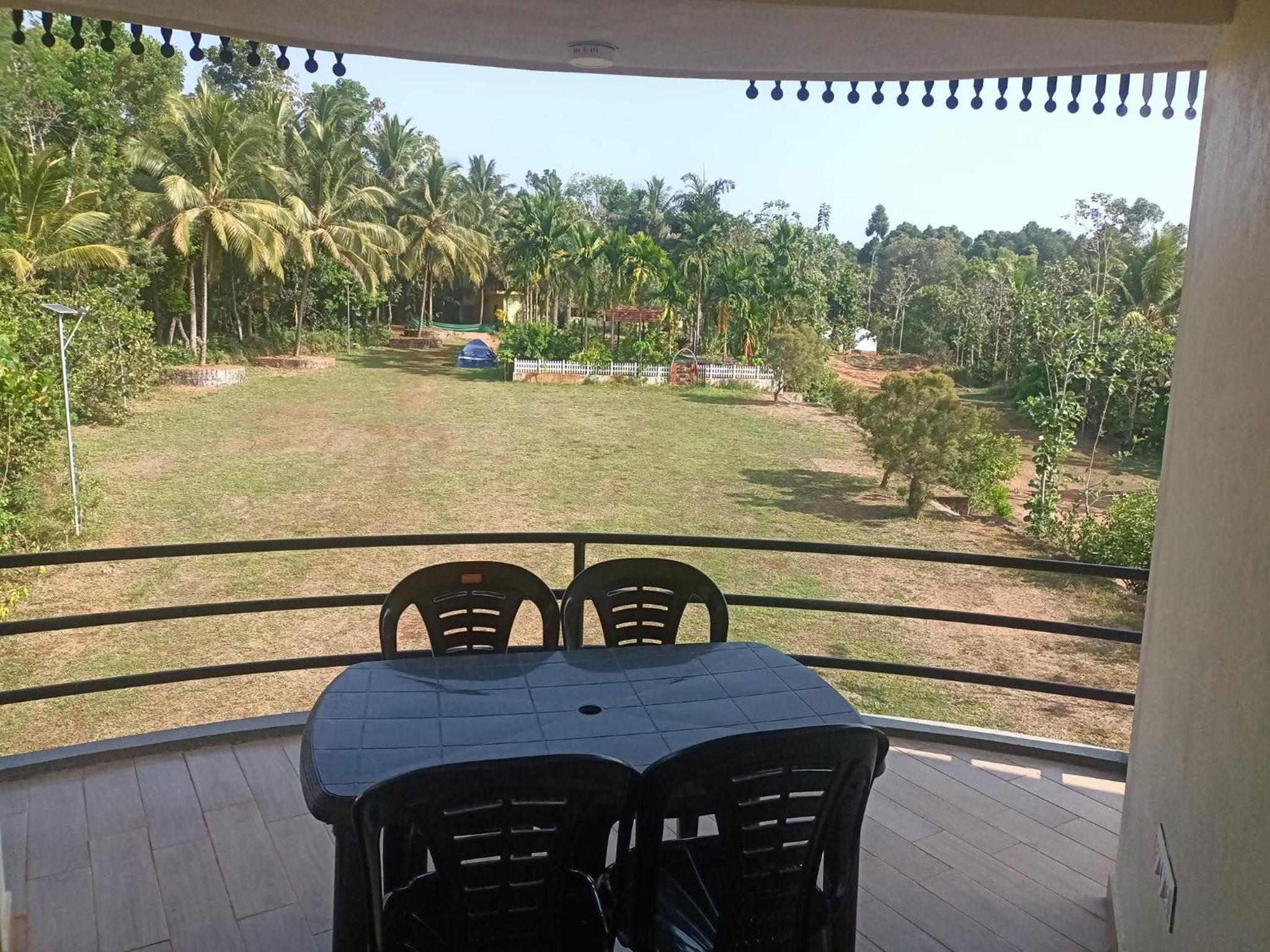 Pinto's Farm Stay view 5