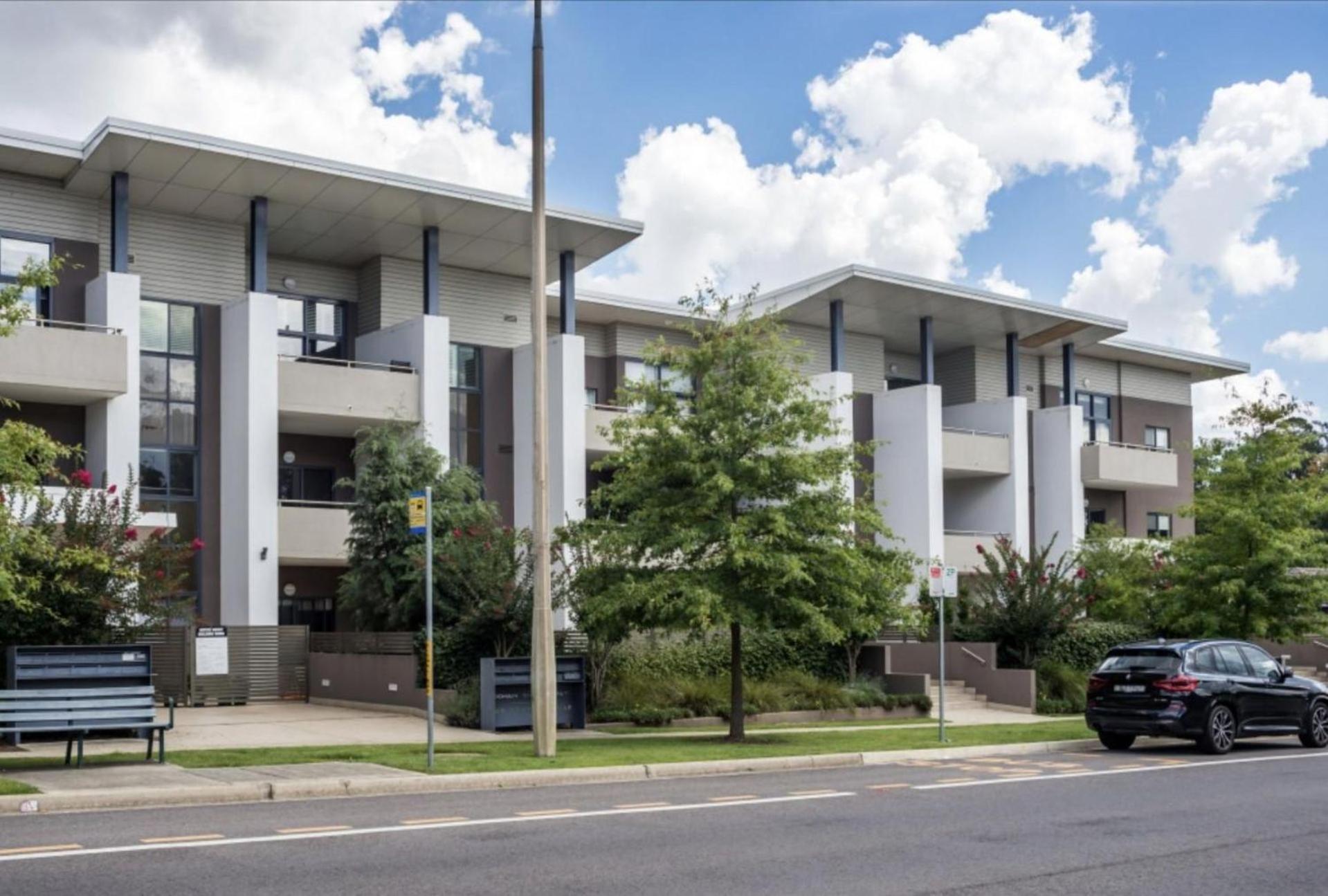Domain 27 Apartment - Barton