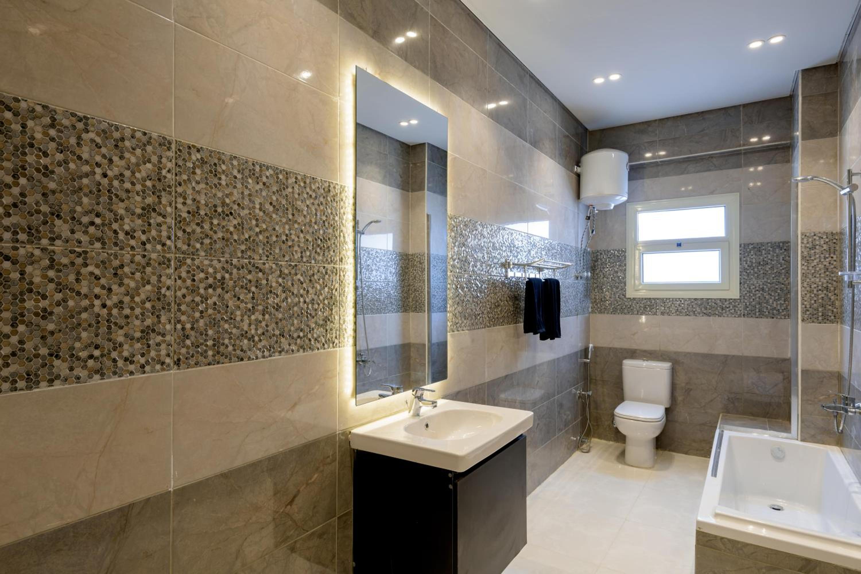 Travelholic 90 Residence