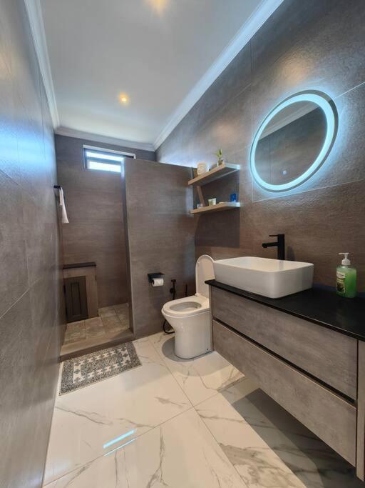 Oceana Apartment by SOV view 3
