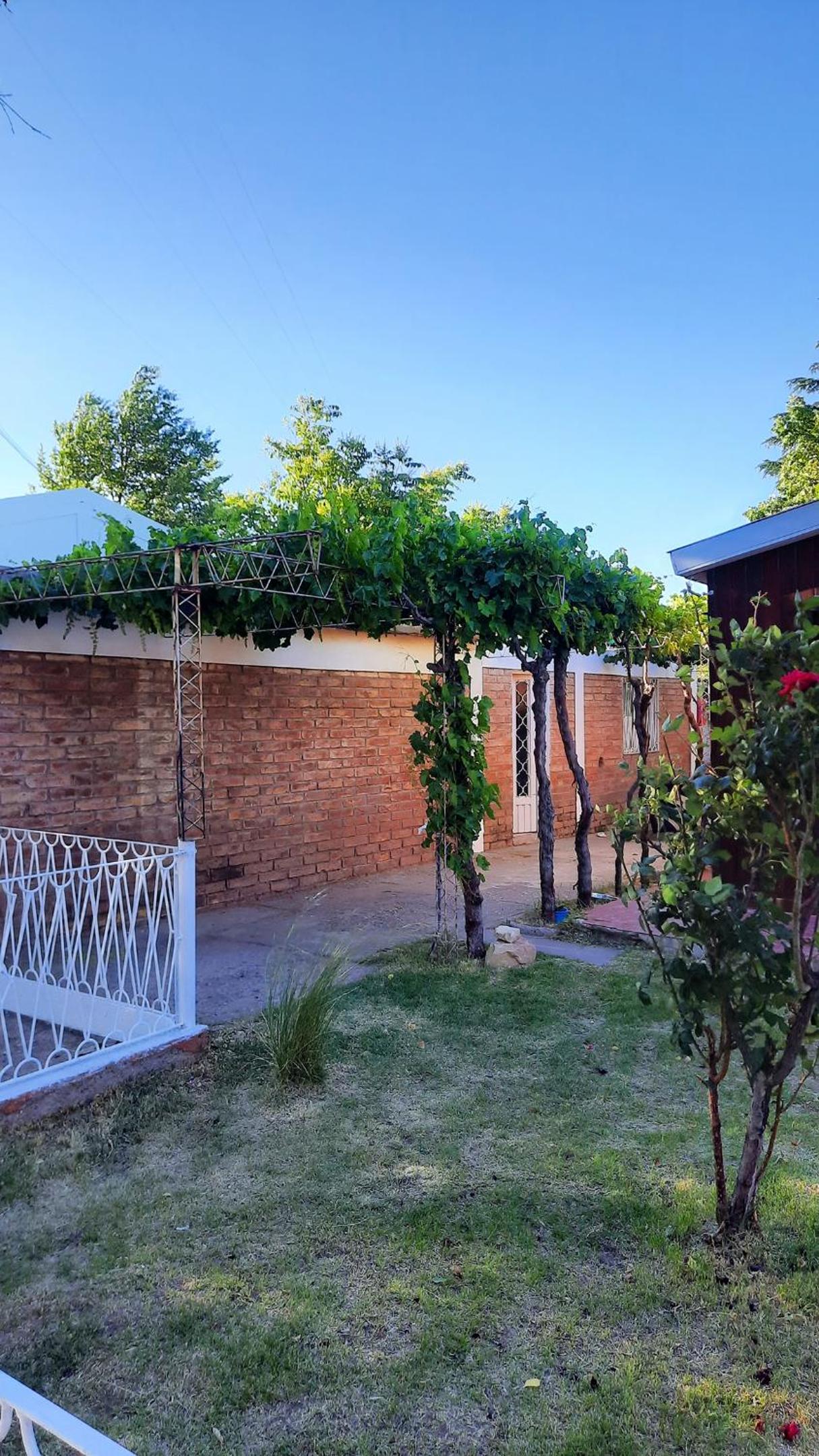 Cumbre House