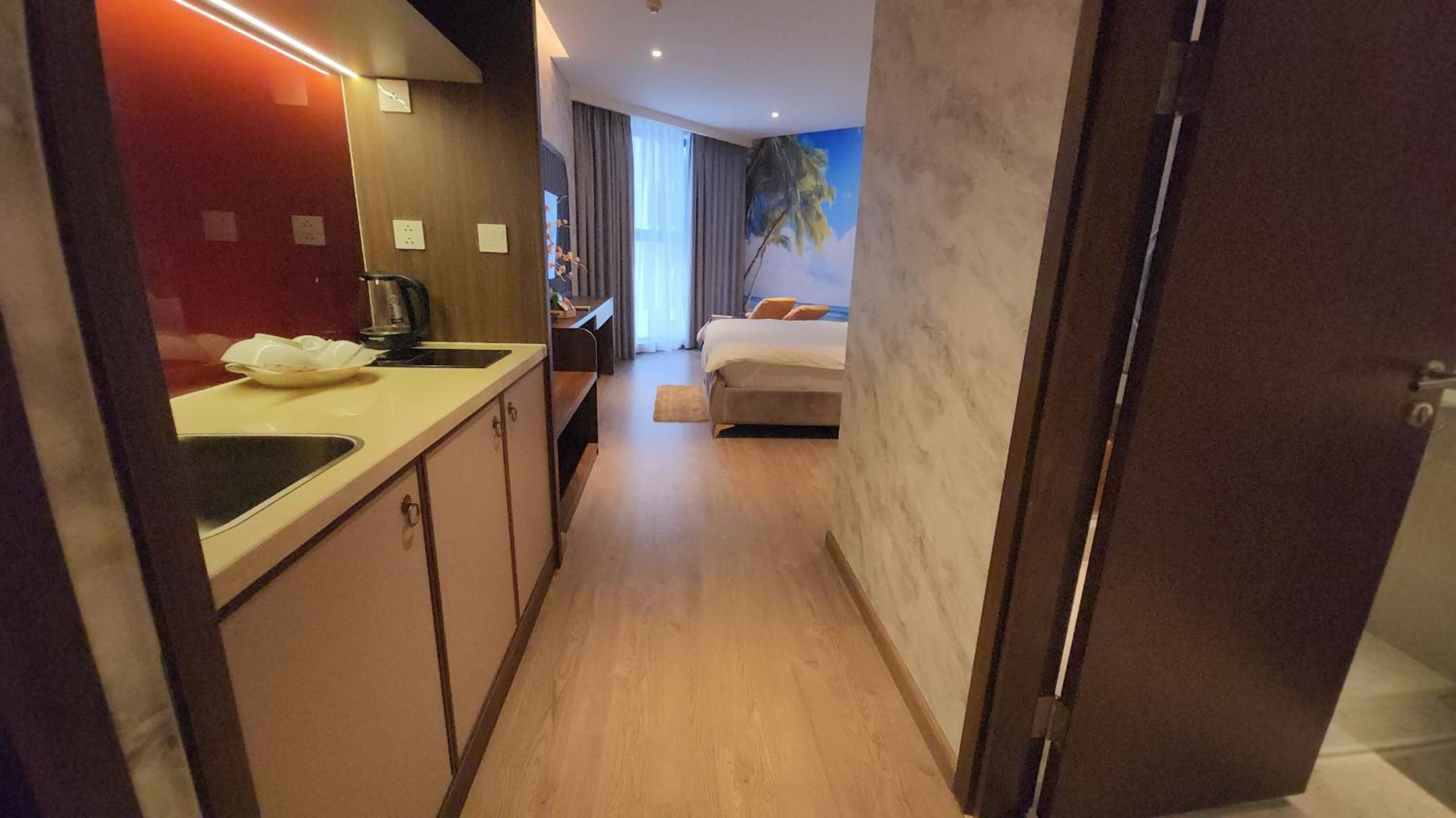Photo 18