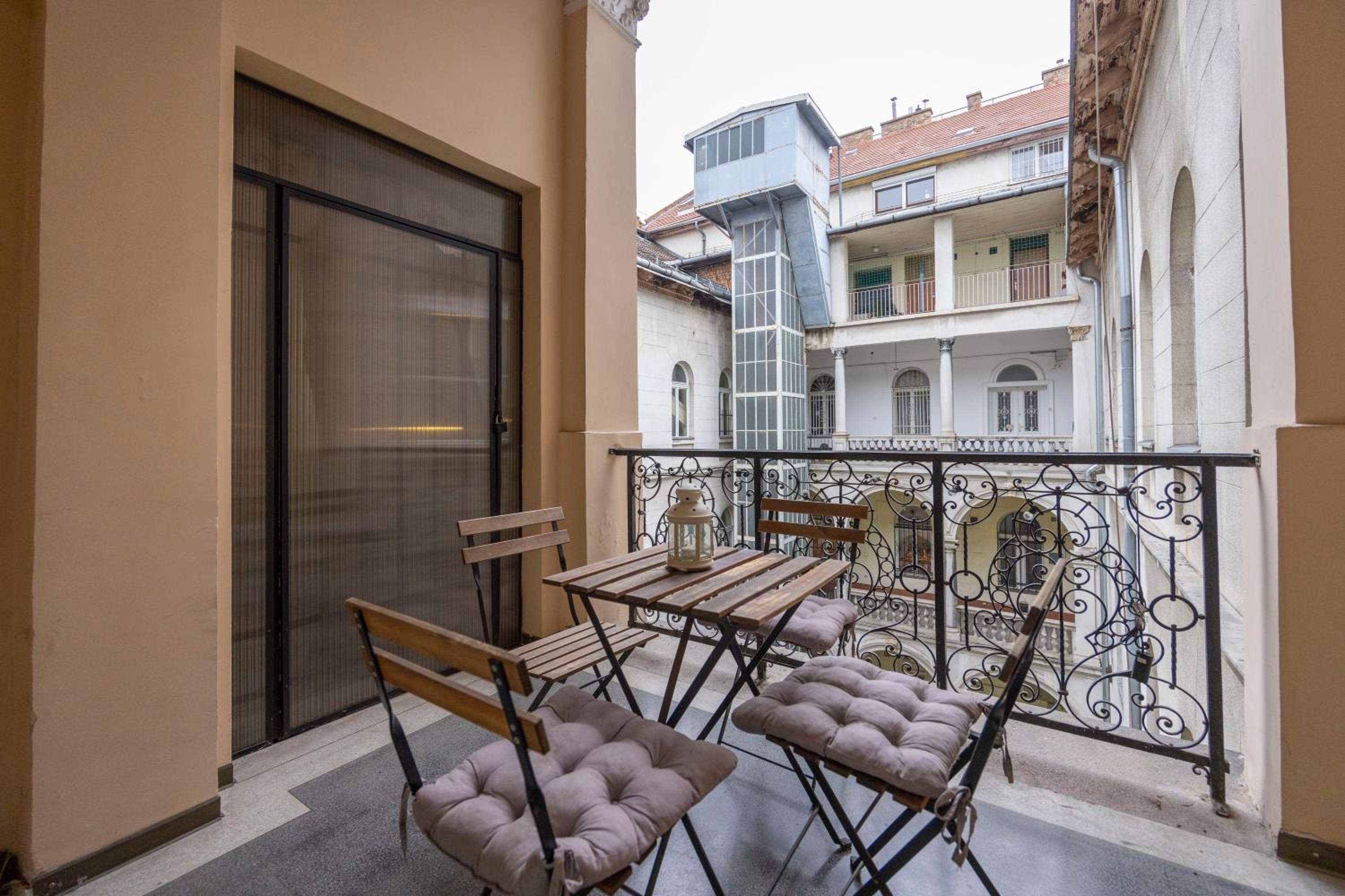 balance & terrace