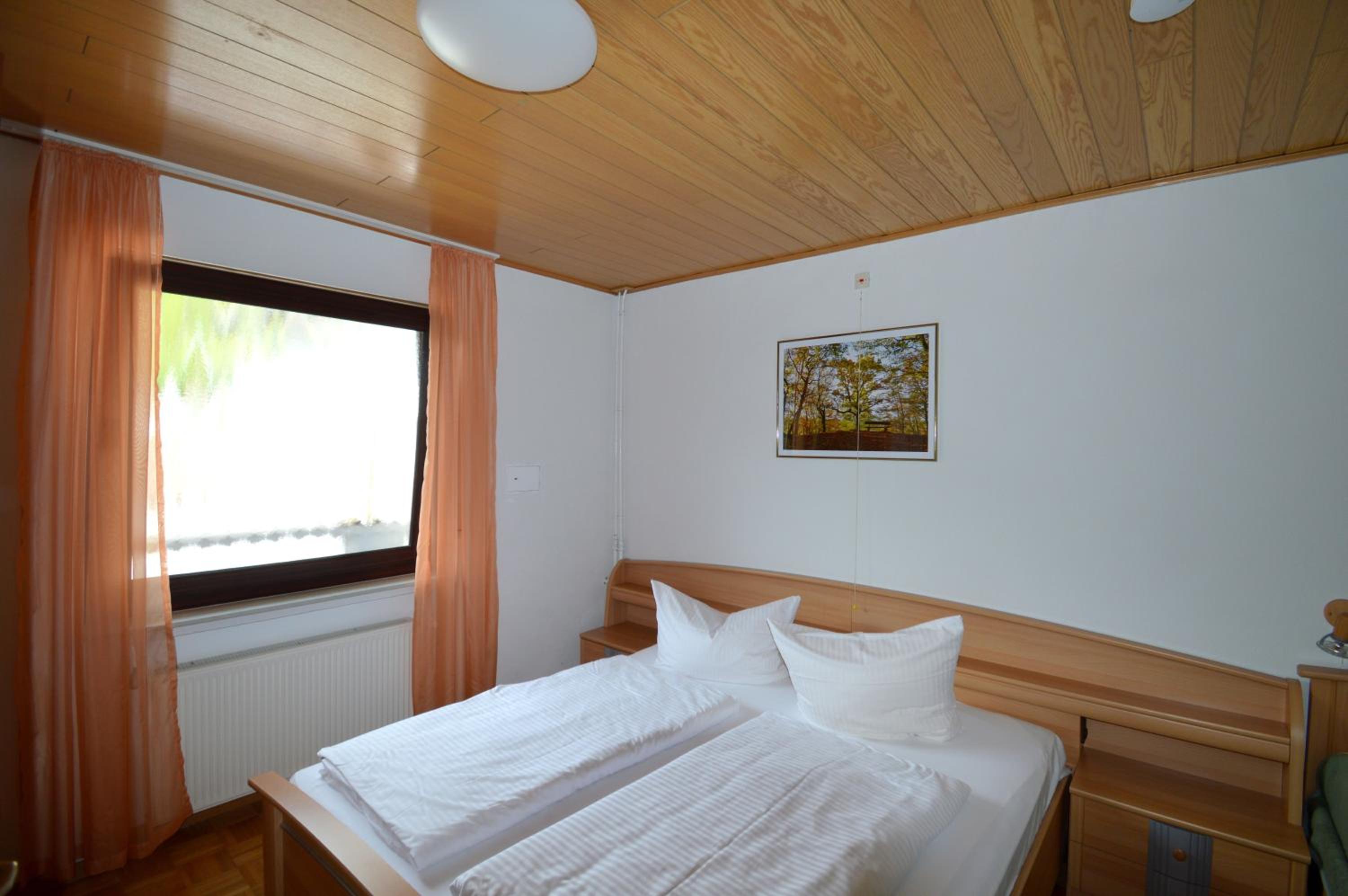 Ferienwohnungen Pfeil