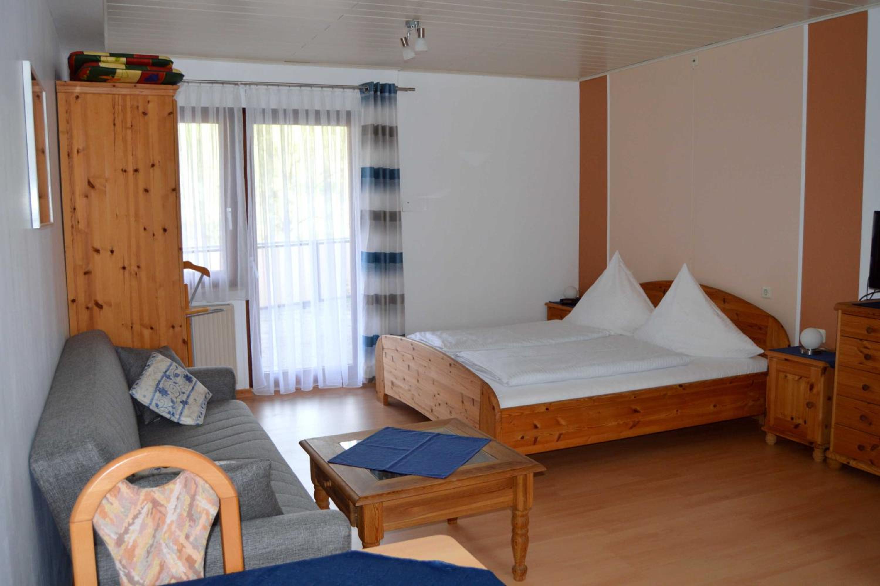 Ferienwohnungen Pfeil