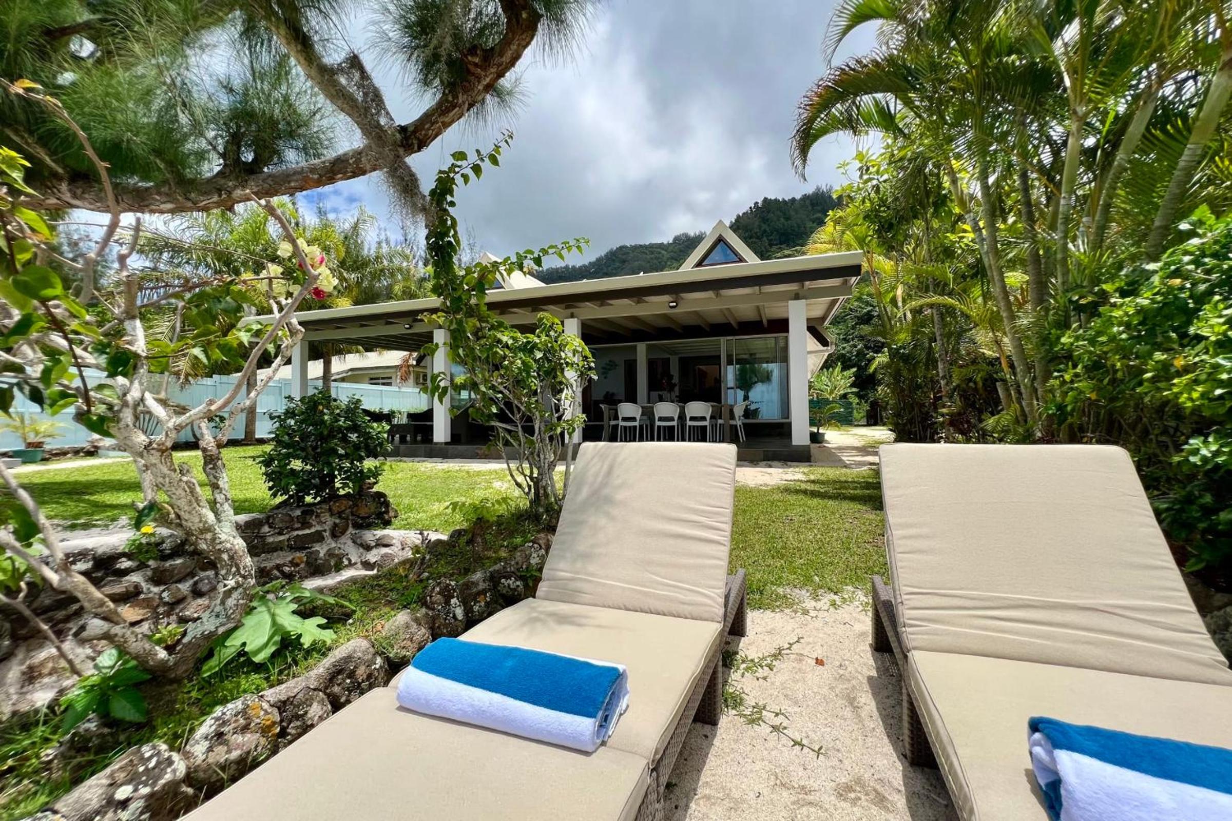 Villa Vanaki - Beachfront Villa 4BR w AC view 4