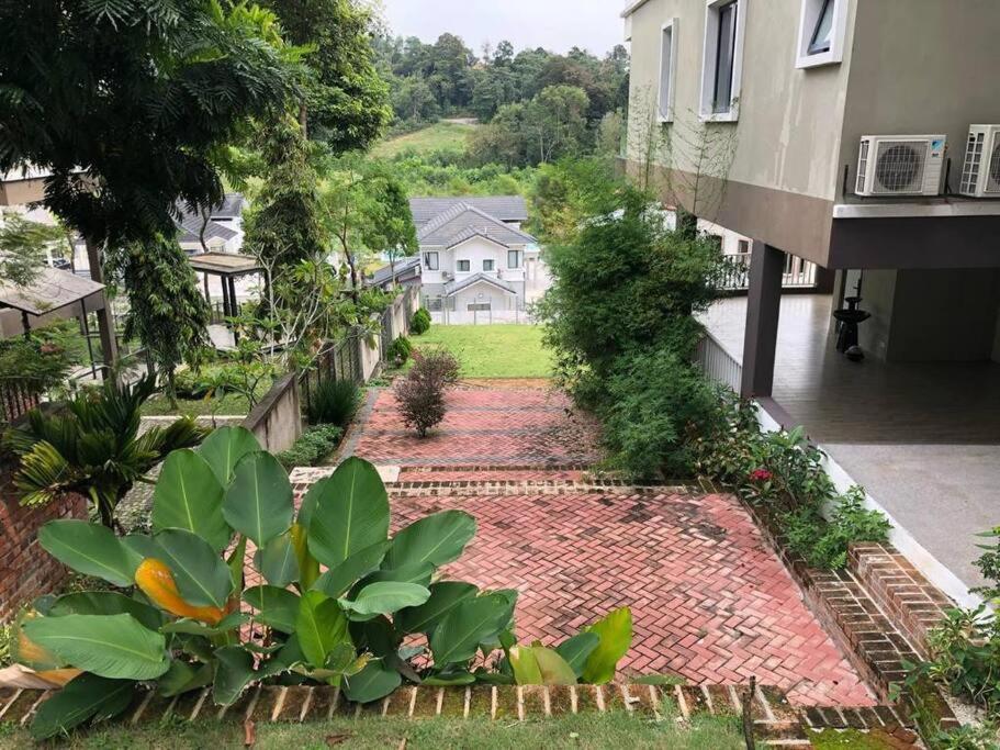 Orak Villa @ Kayangan Heights photo 4