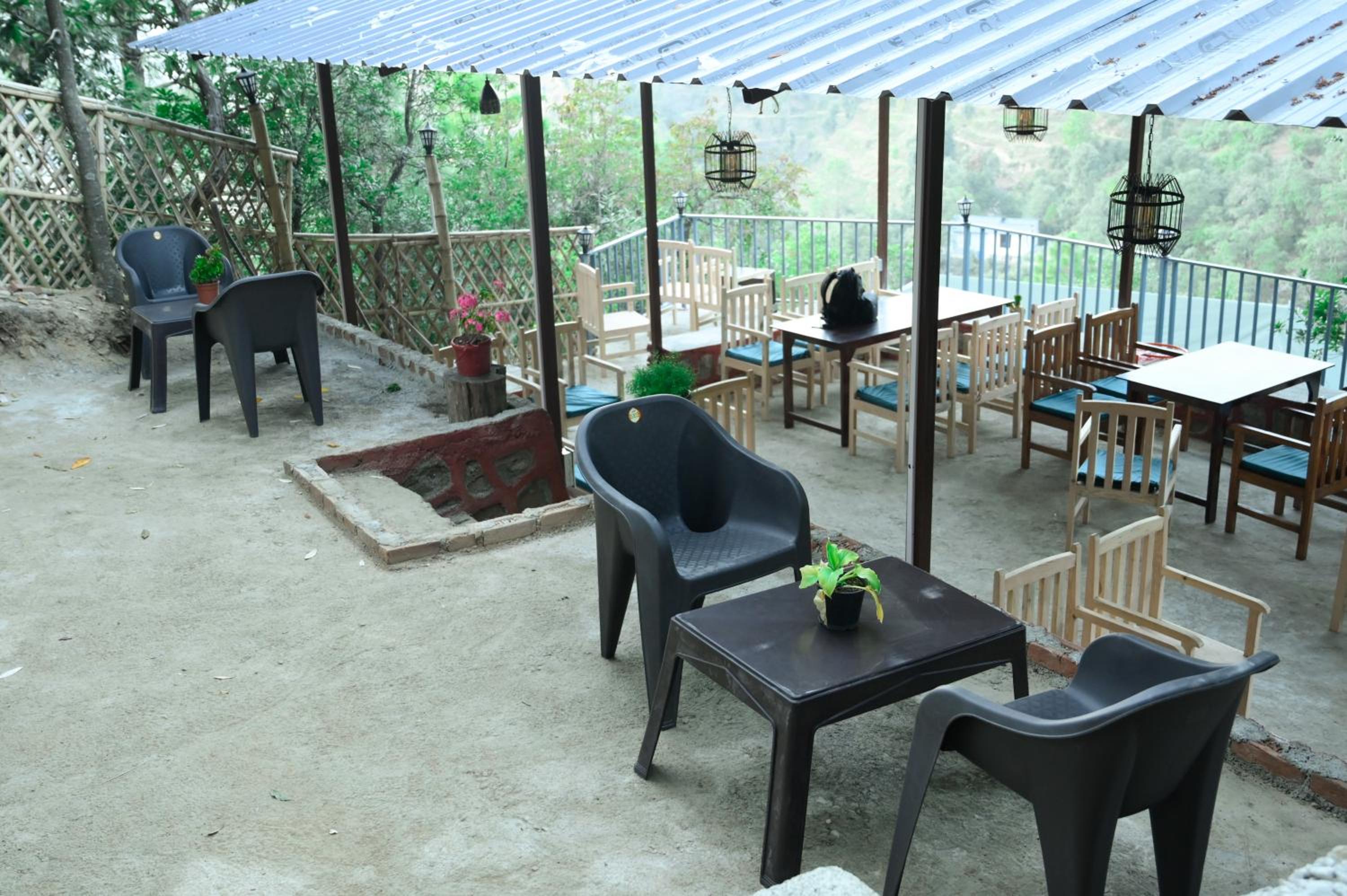 Saanidhya Mountain Camps - Himalayan Trails with Star Gazing and Bird Watching in Mukhteshwar