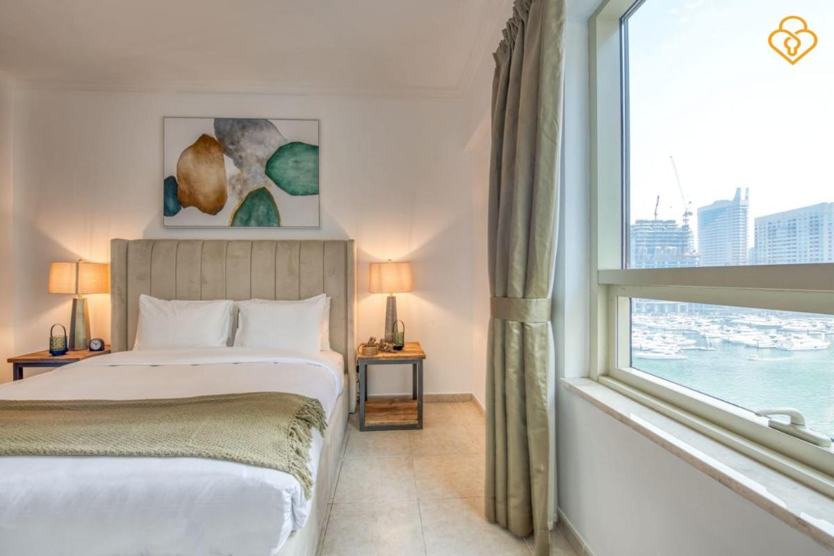 Keysplease Marina View 2 B/R Upgraded Apt near metro, Sahab Tower Dubai Marina