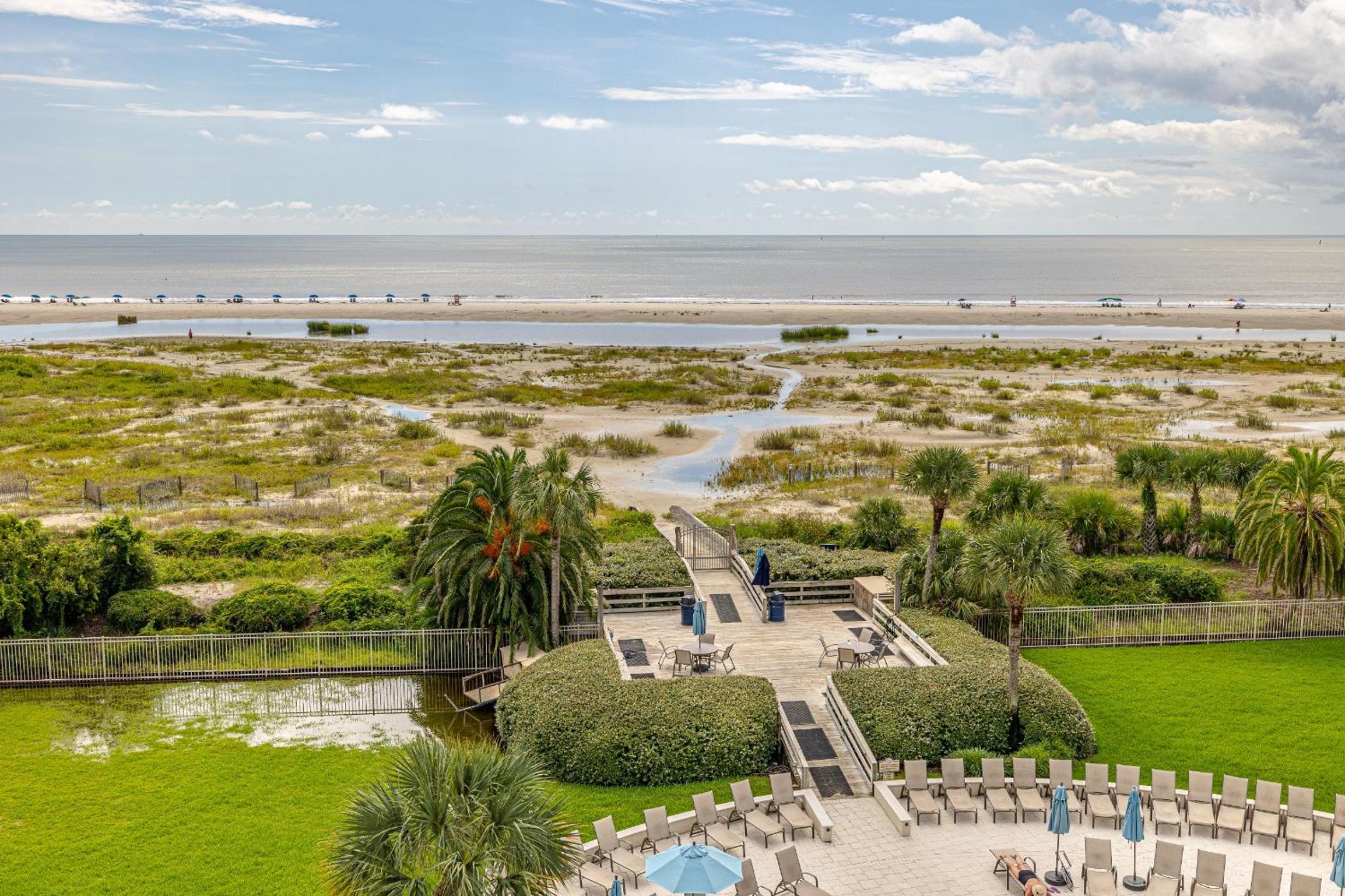 Beach Club 225 view 5