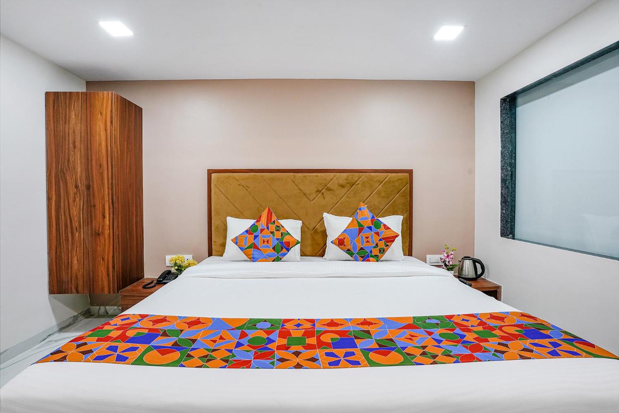 FabHotel New 7 Star photo 5