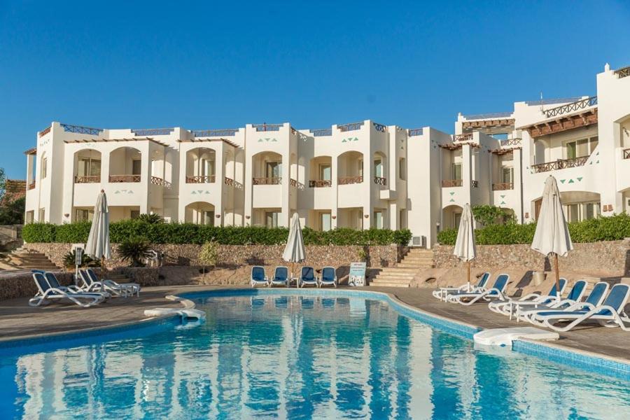Sharks Bay Oasis Hotel