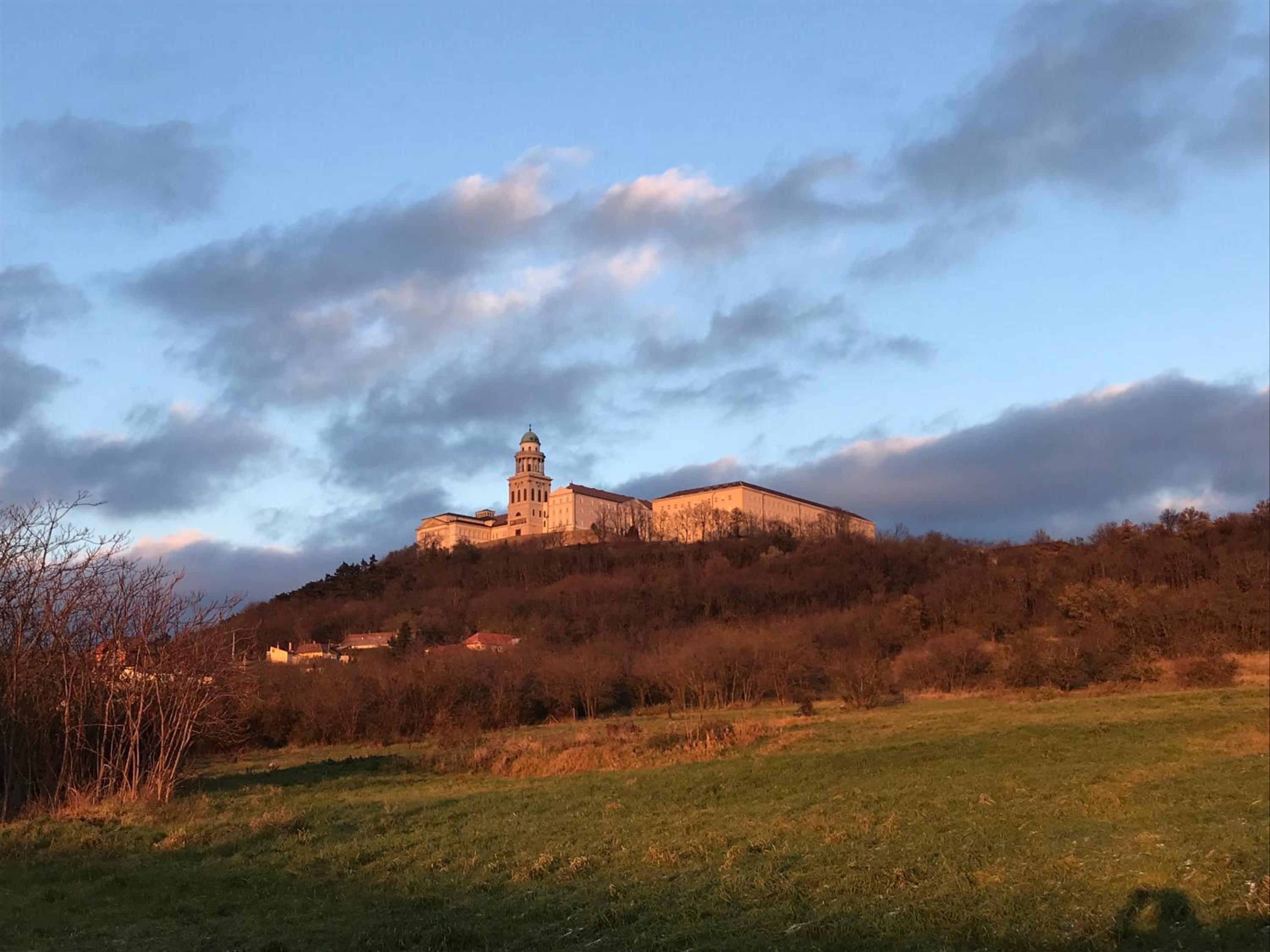 Kőlépcsős Vendégház